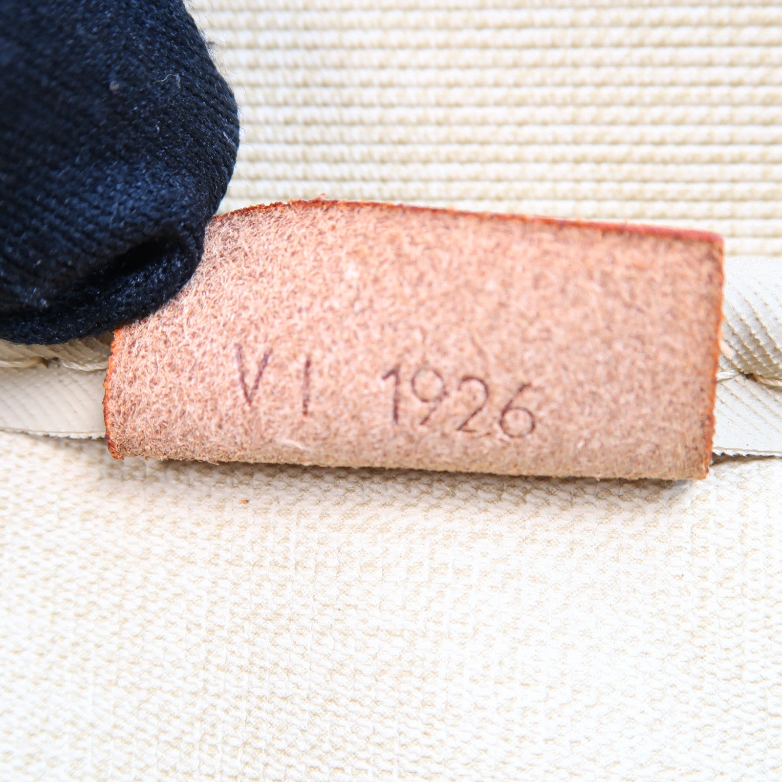 LOUIS VUITTON Monogram Deauville金扣手挽袋啡色