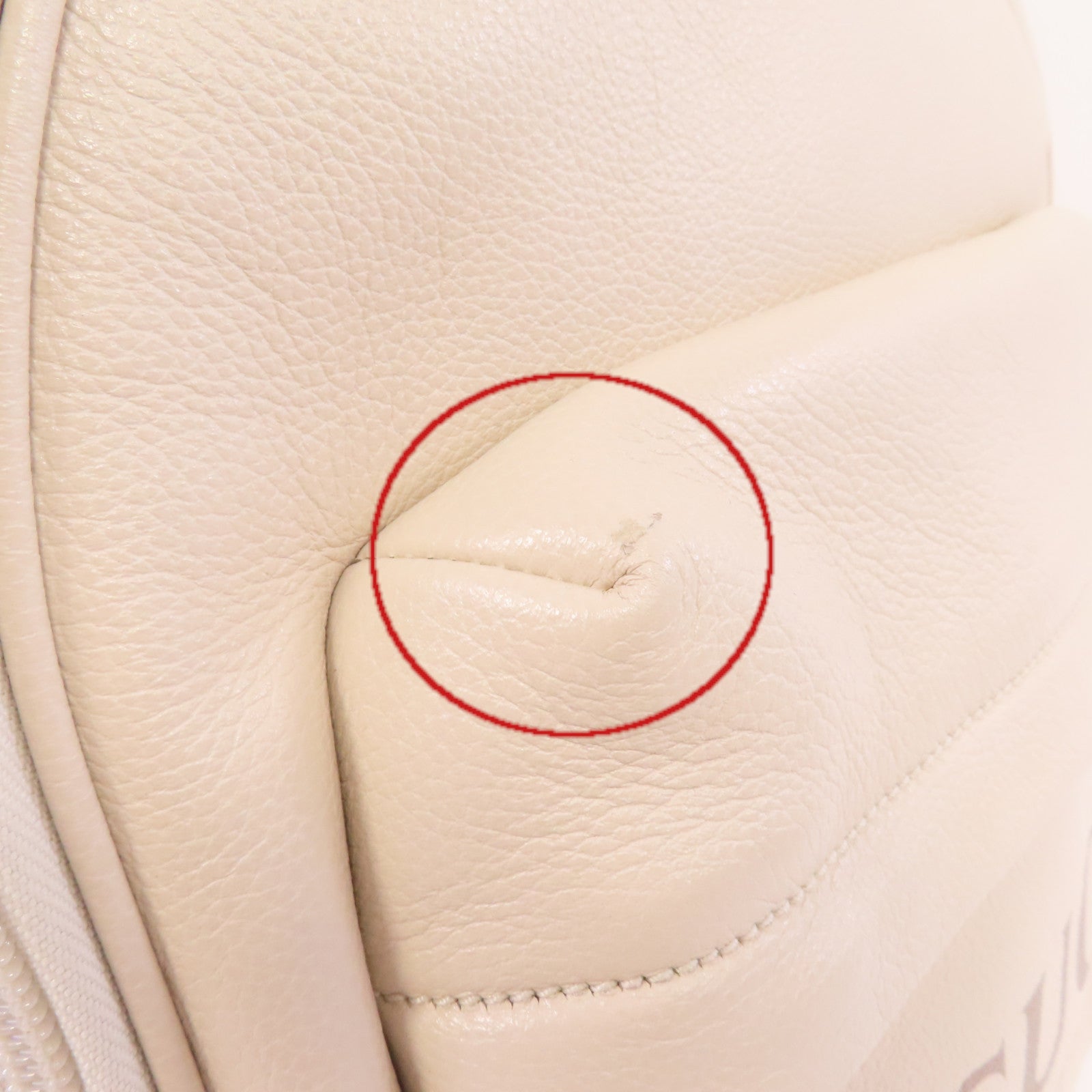GUCCI 牛皮皮革Backpack背包米白色