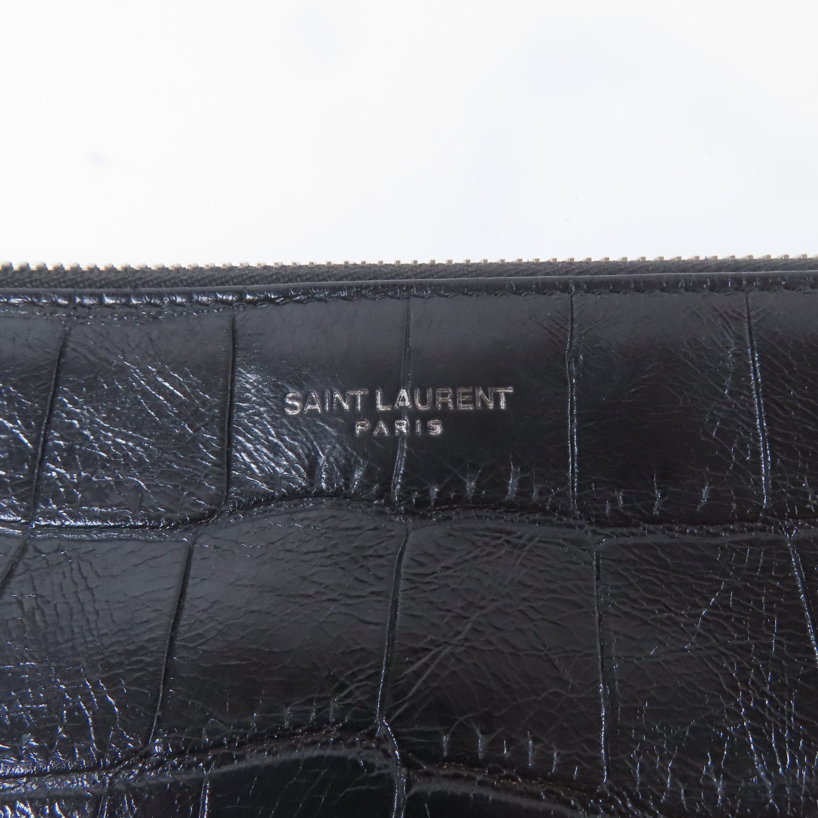 YVES SAINT LAURENT 皮革Clutch Bag銀扣手拿包黑色