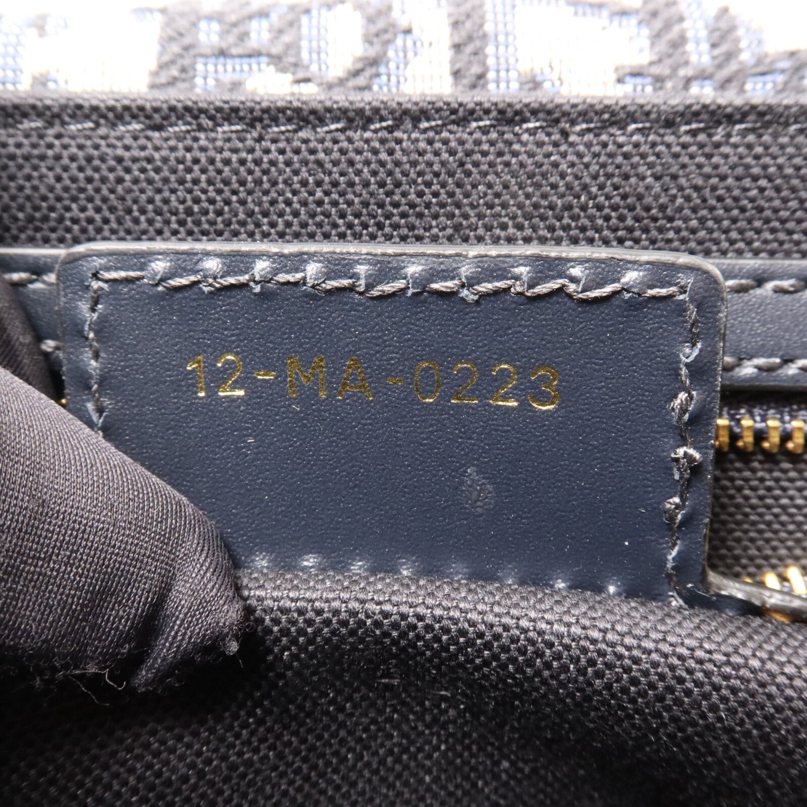 Dior 帆布30 Montaigne Avenue鏈帶肩背袋