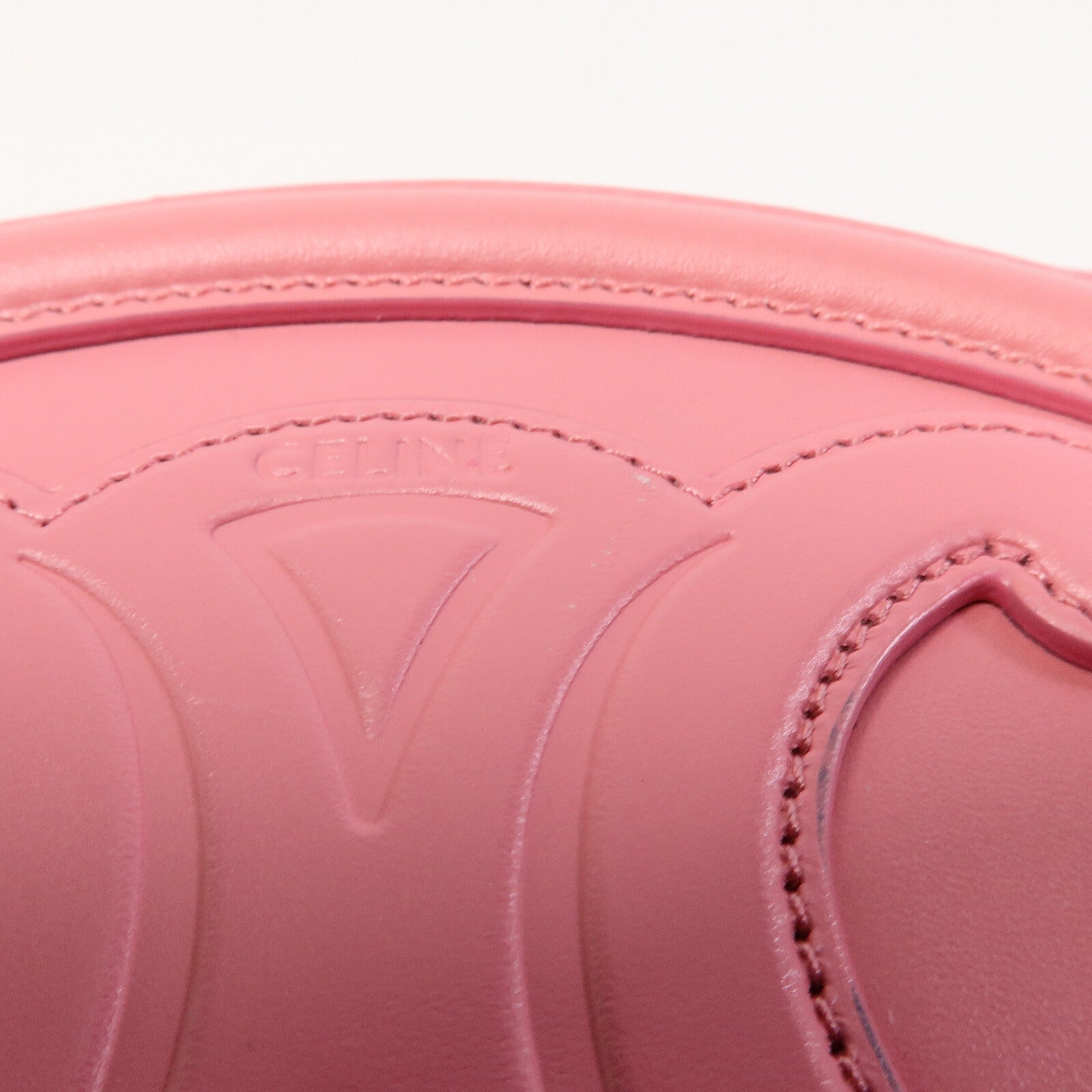 CELINE 牛皮皮革Cuir Triomphe Oval肩背袋
