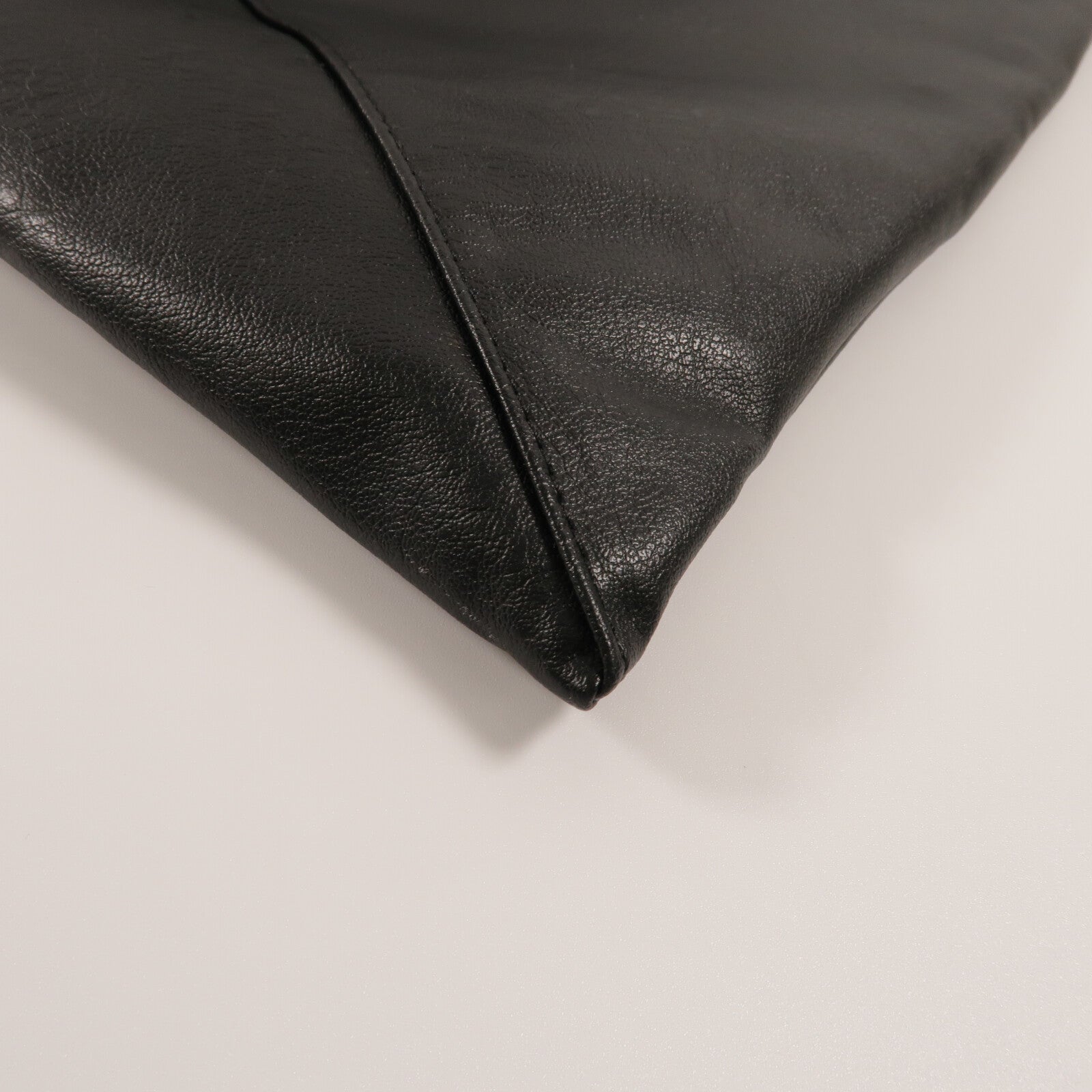 MM6 牛皮皮革MM6 Classic Japanese Bag M肩背袋