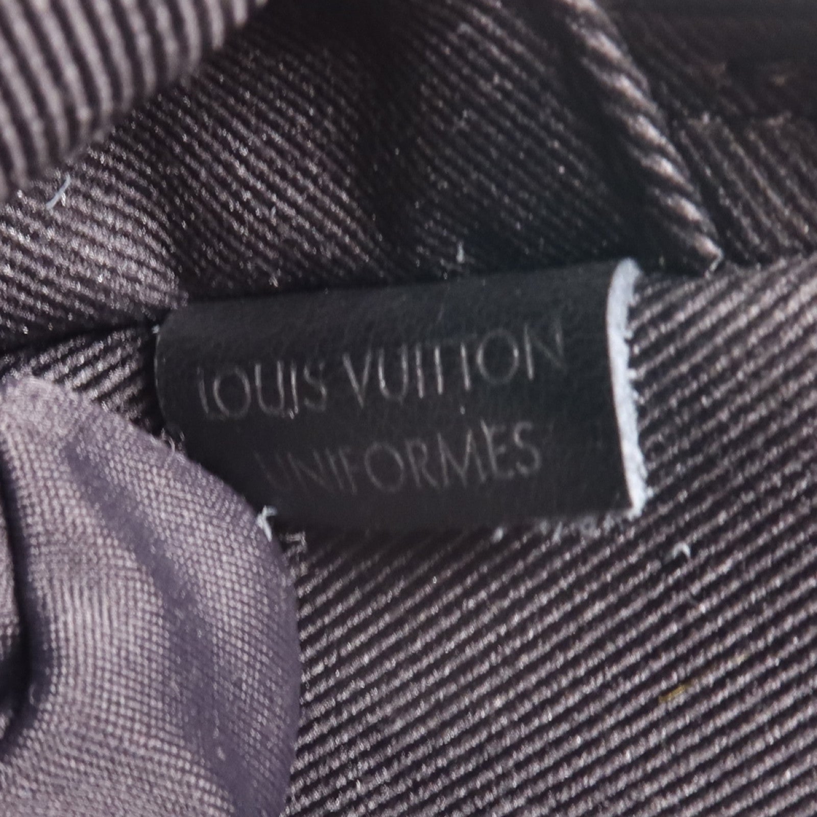 LOUIS VUITTON Monogram Taurillon Solar Ray Soft Pochette Volga Belt Bag腰包