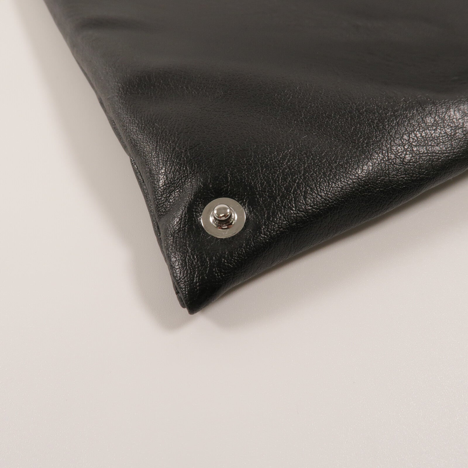 MM6 牛皮皮革MM6 Classic Japanese Bag M肩背袋