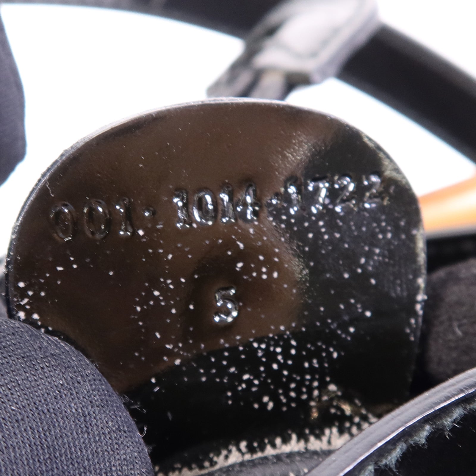 GUCCI 漆皮皮革Shoulder Bag銀扣肩背袋