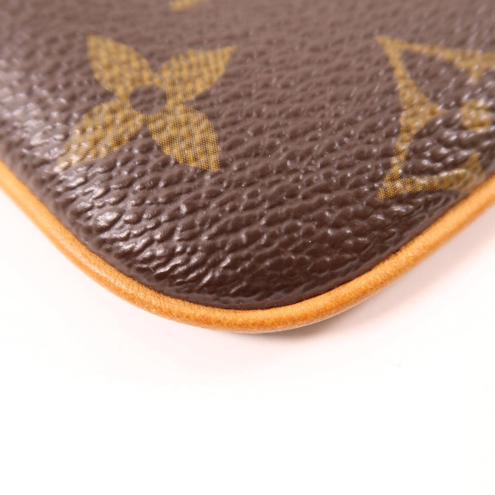 LOUIS VUITTON Monogram Pochette Milla PM金扣手挽袋
