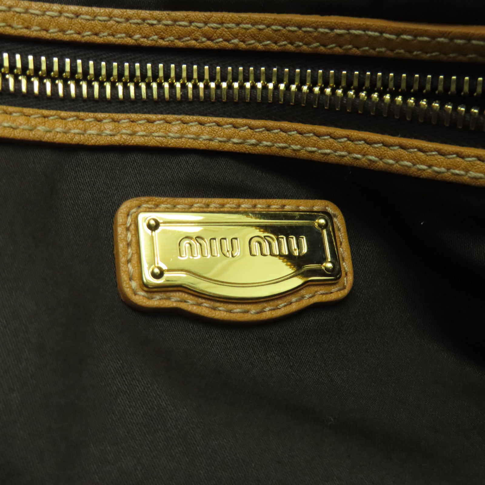 Miu Miu 【激減優惠】牛皮皮革Shoulder Bag金扣手挽肩背兩用袋啡色