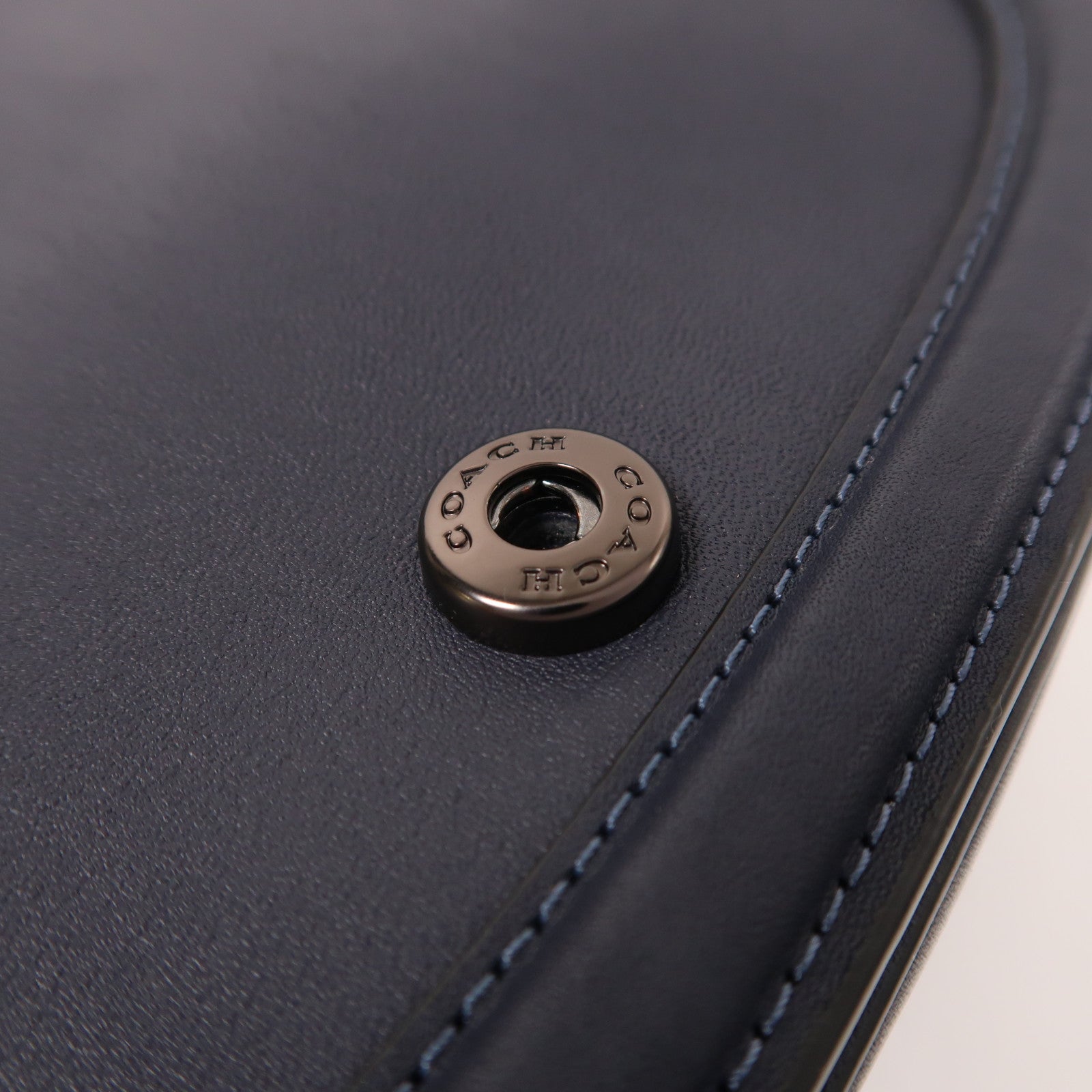 COACH 牛皮皮革Beat Saddle肩背袋