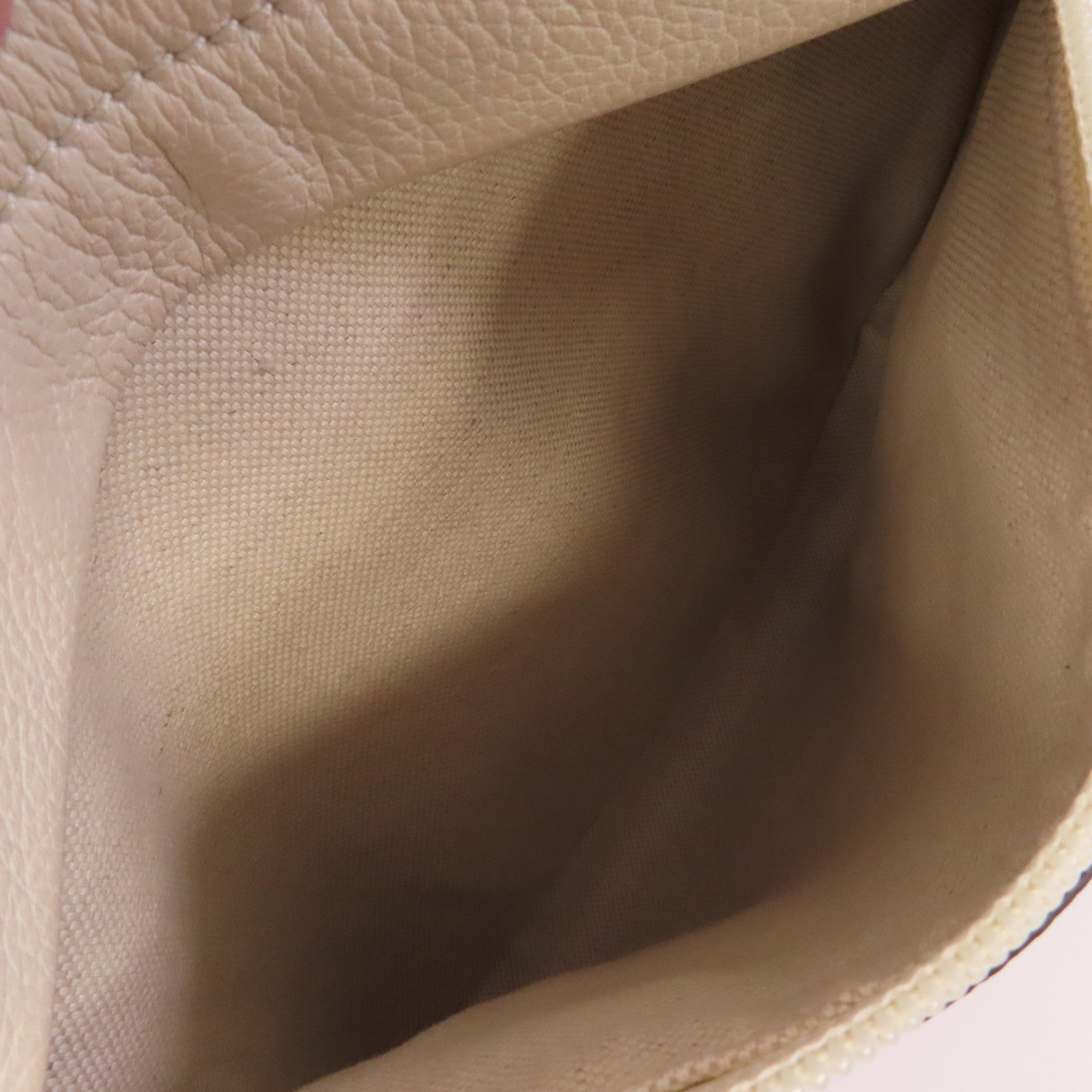 GUCCI 牛皮皮革Backpack背包米白色