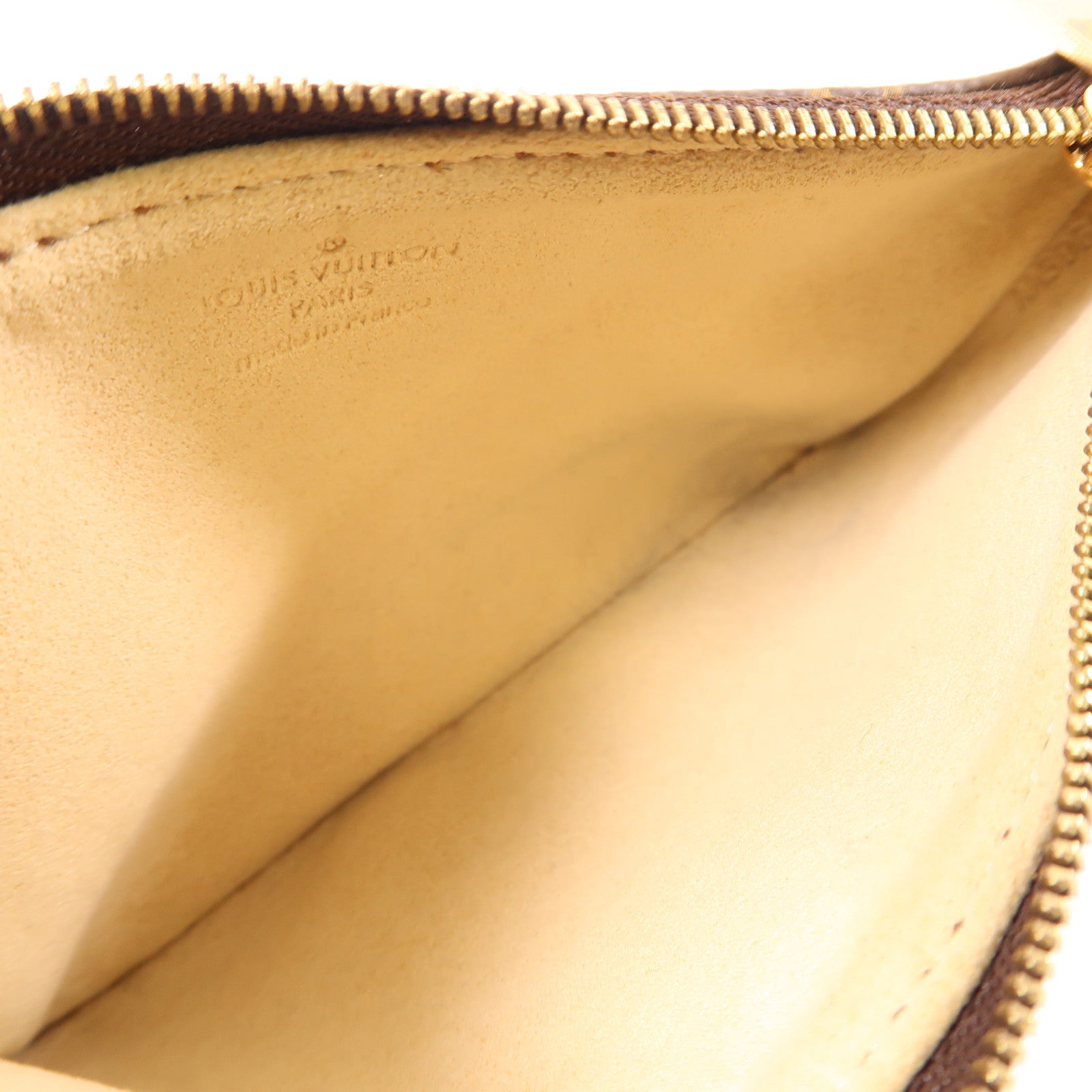 LOUIS VUITTON Monogram Pochette Milla PM金扣手挽袋