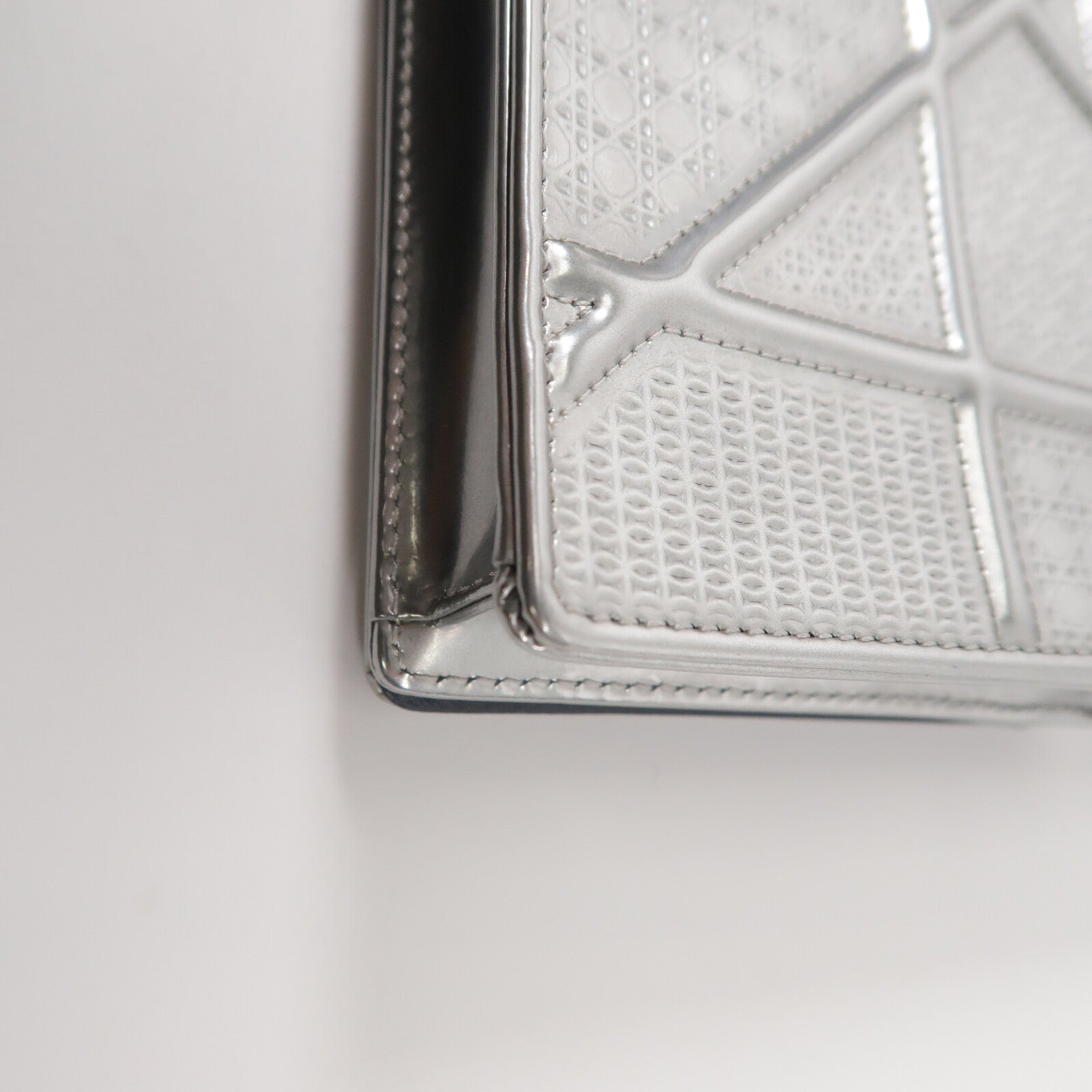 Dior 漆皮皮革Diorama Wallet On Chain鏈帶肩背袋