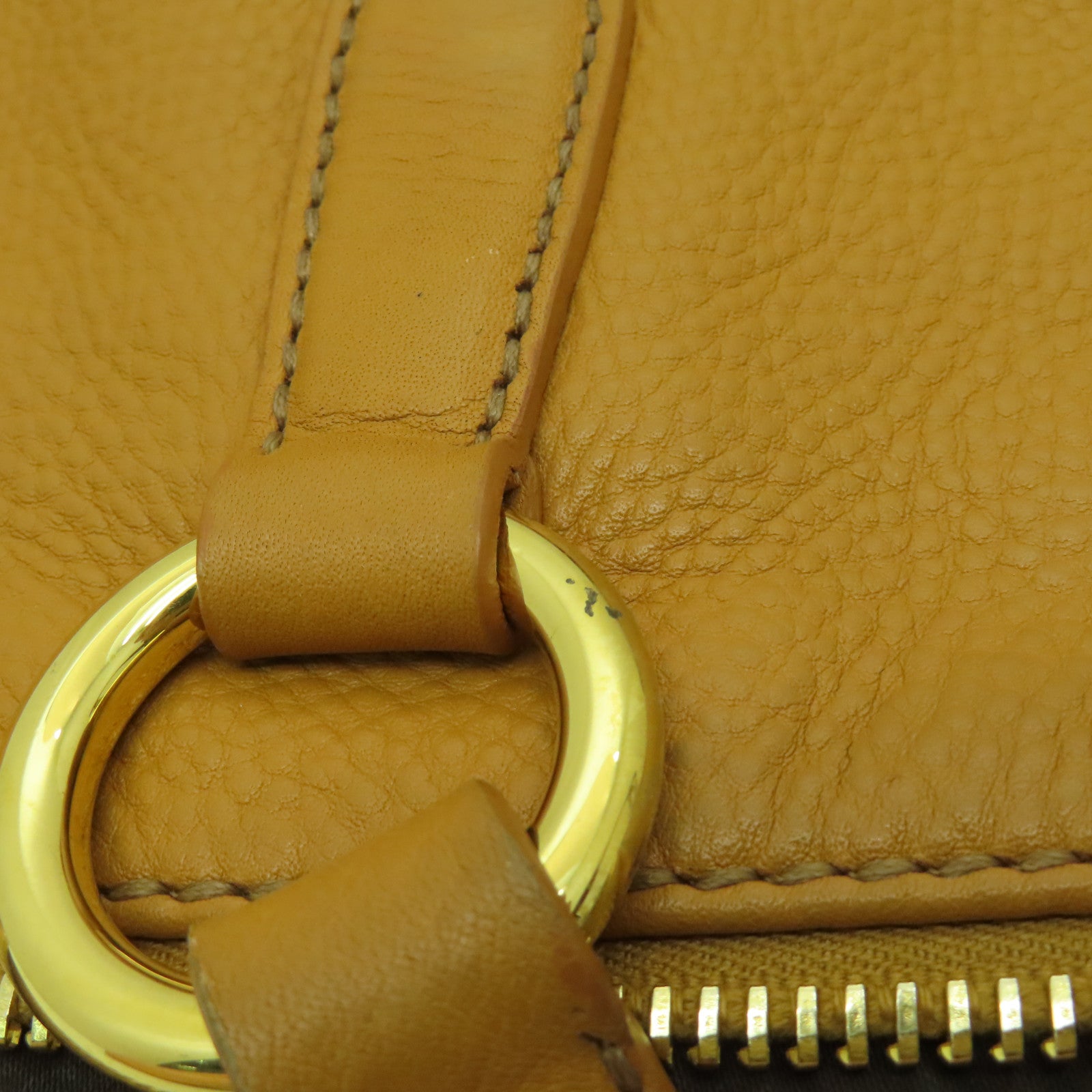 Miu Miu 【激減優惠】牛皮皮革Shoulder Bag金扣手挽肩背兩用袋啡色