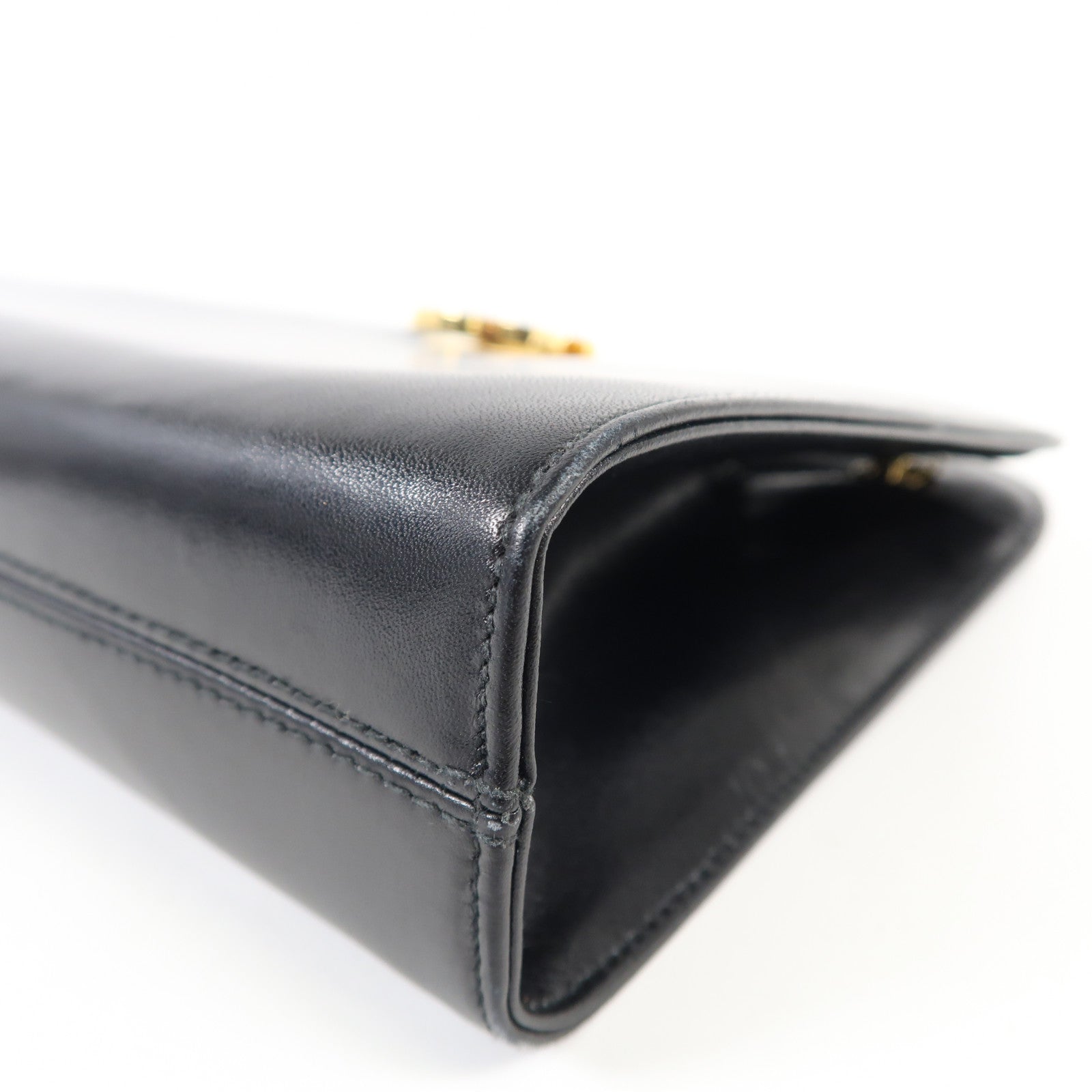 Salvatore Ferragamo 牛皮皮革Vintage Chain Bag金扣鏈帶肩背袋