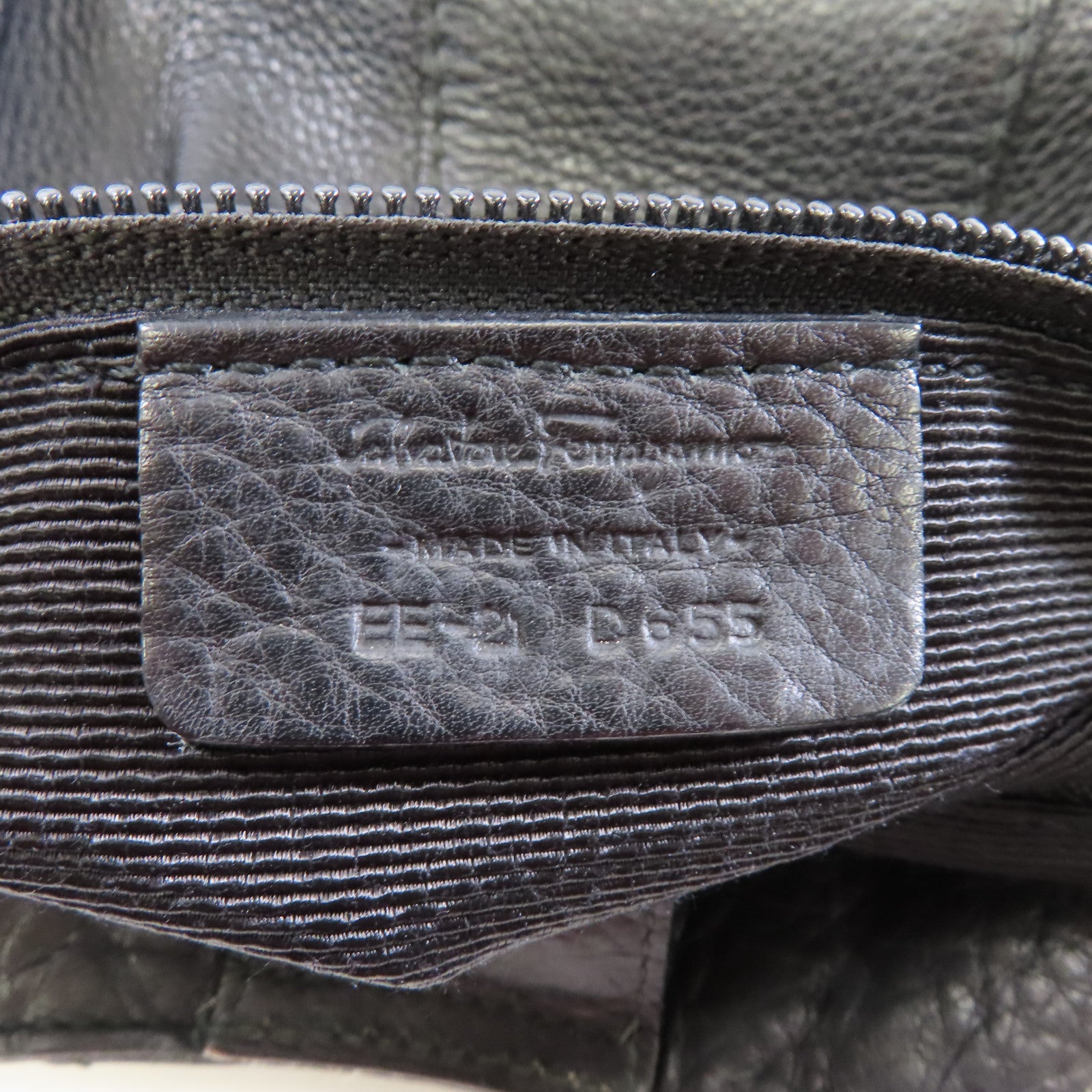 Salvatore Ferragamo 牛皮皮革Tote Bag手挽袋黑色