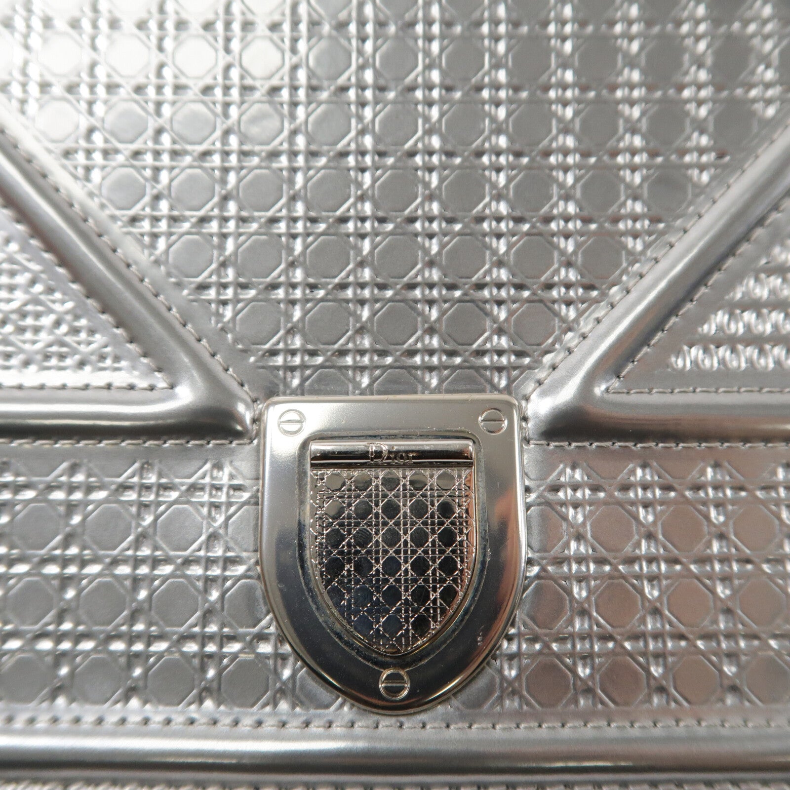 Dior 漆皮皮革Diorama Wallet On Chain鏈帶肩背袋