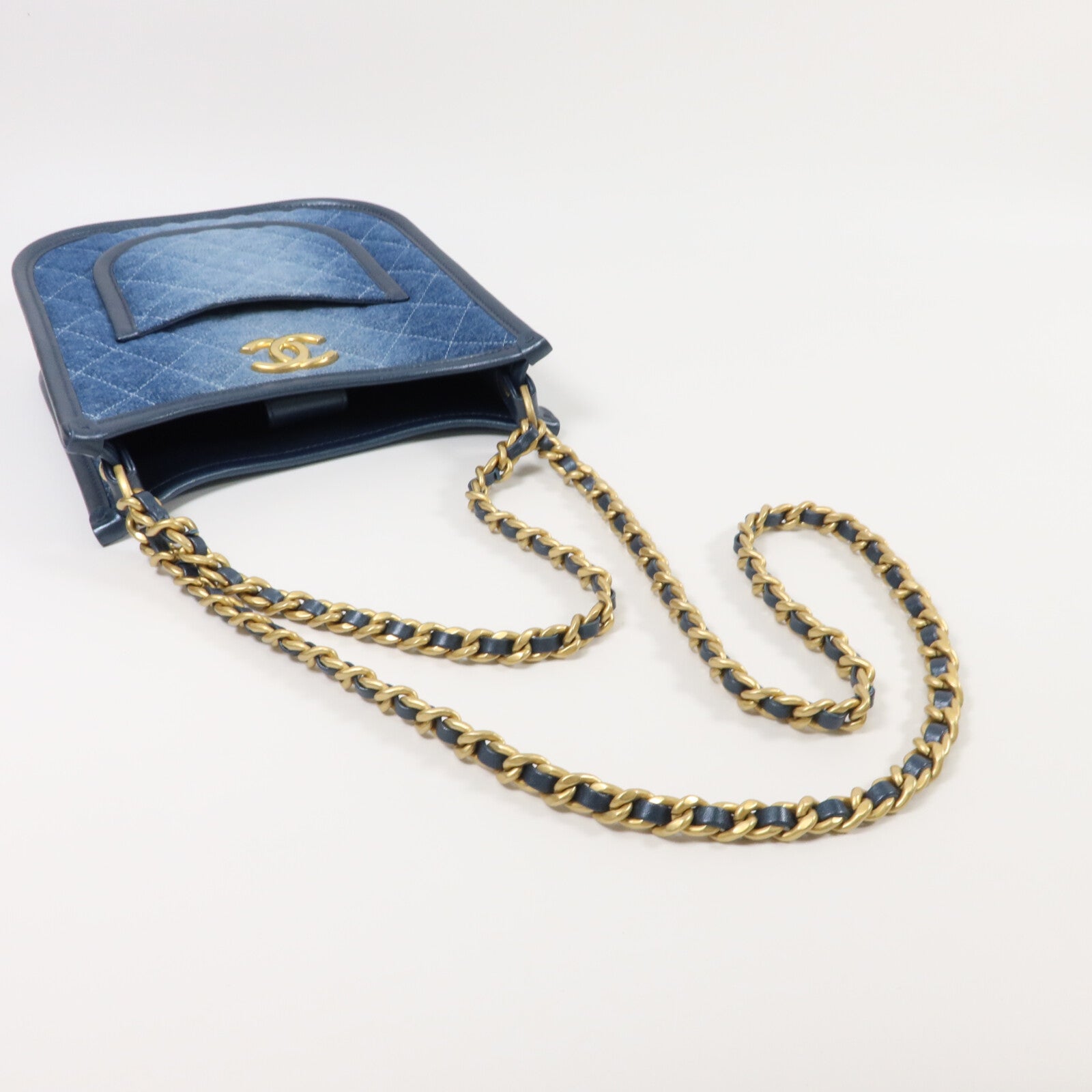 CHANEL 牛仔布24S Hobo鏈帶手挽肩背兩用袋