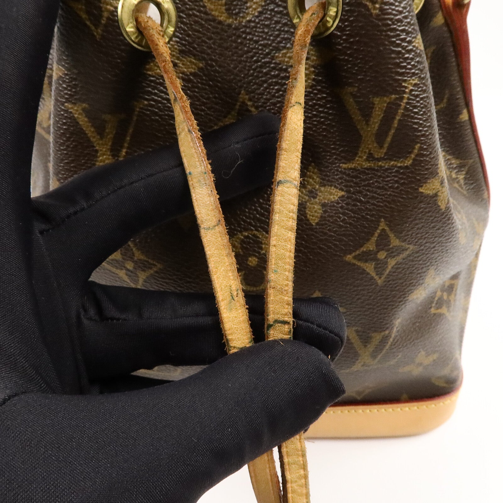 LOUIS VUITTON Monogram Mini Noe肩背袋