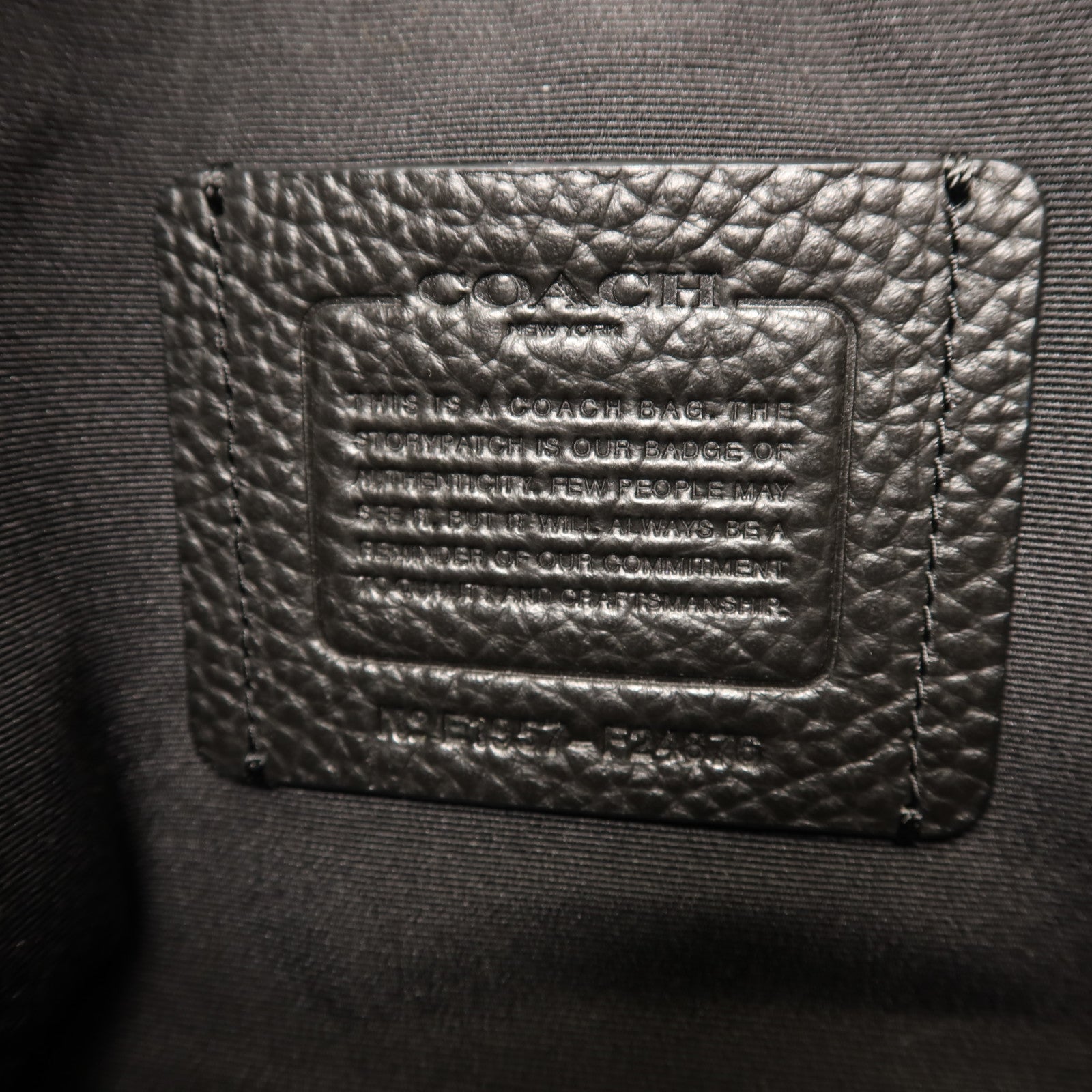COACH 【激減優惠】牛皮皮革Charles Camera Bag銀扣肩背袋