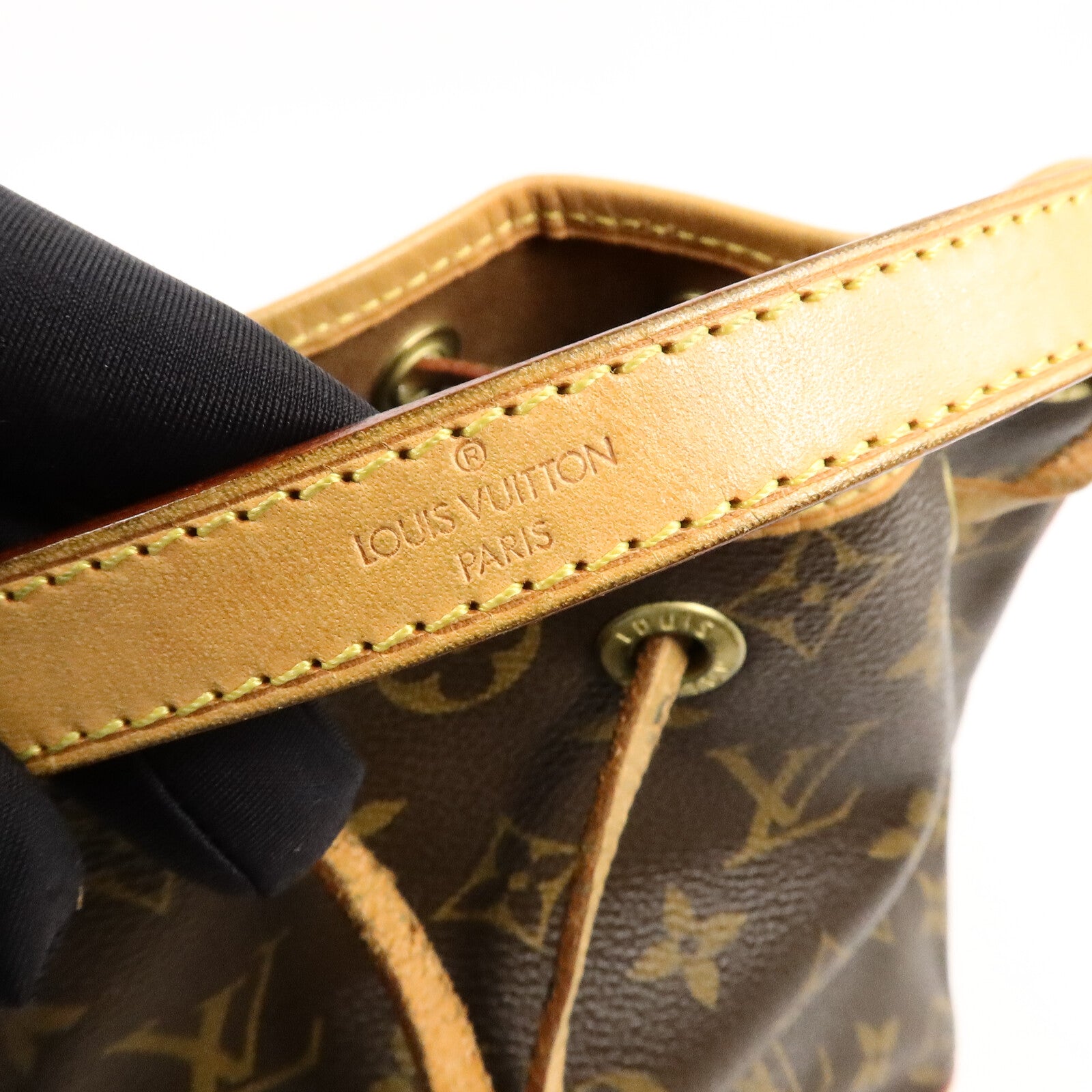 LOUIS VUITTON Monogram Mini Noe肩背袋