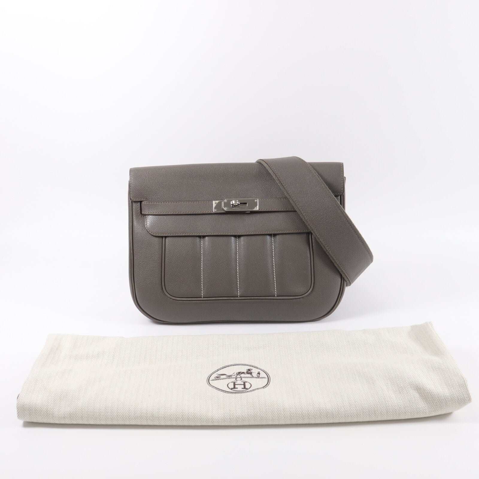 HERMES Evercoler皮革Berline 28肩背袋Gray