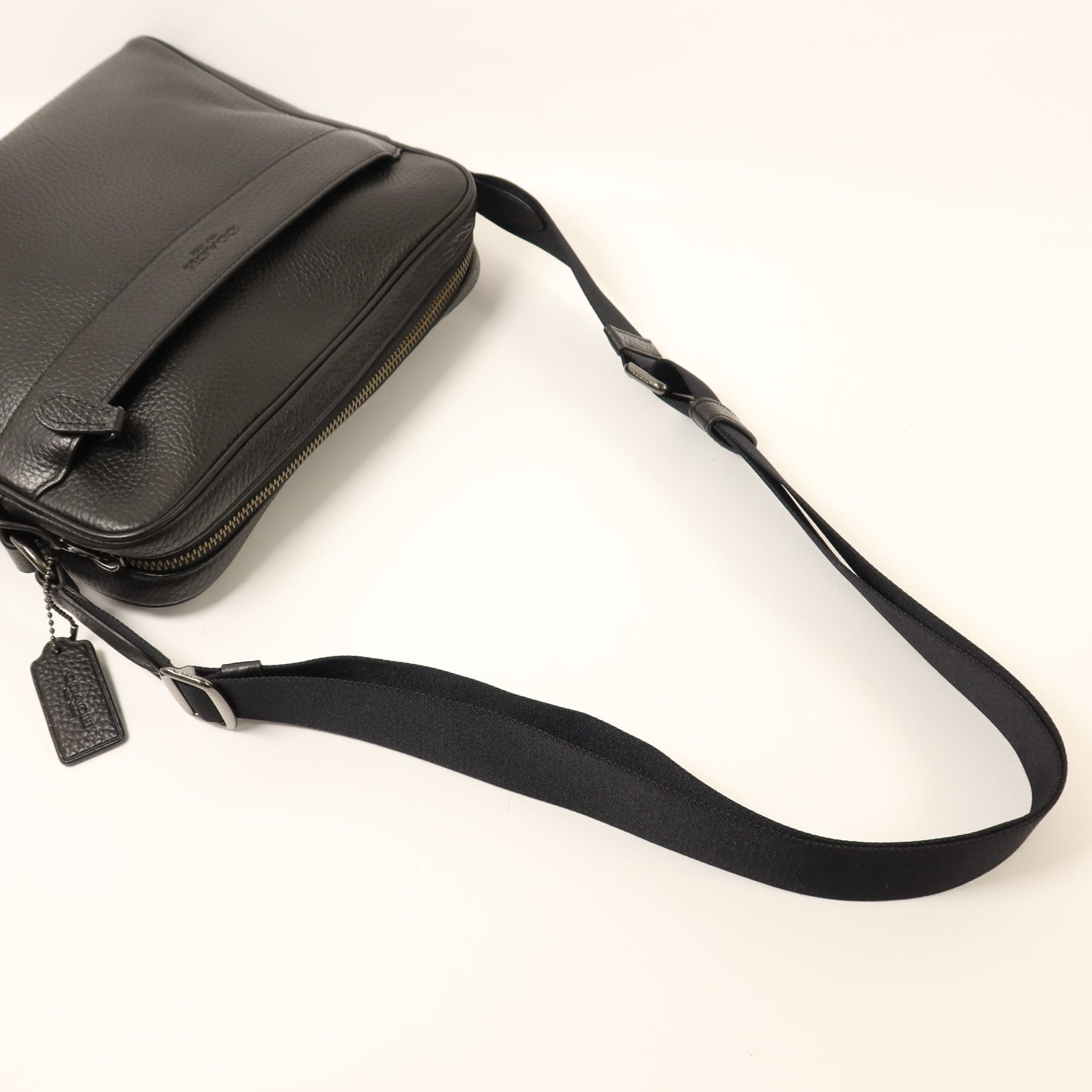 COACH 【激減優惠】牛皮皮革Charles Camera Bag銀扣肩背袋