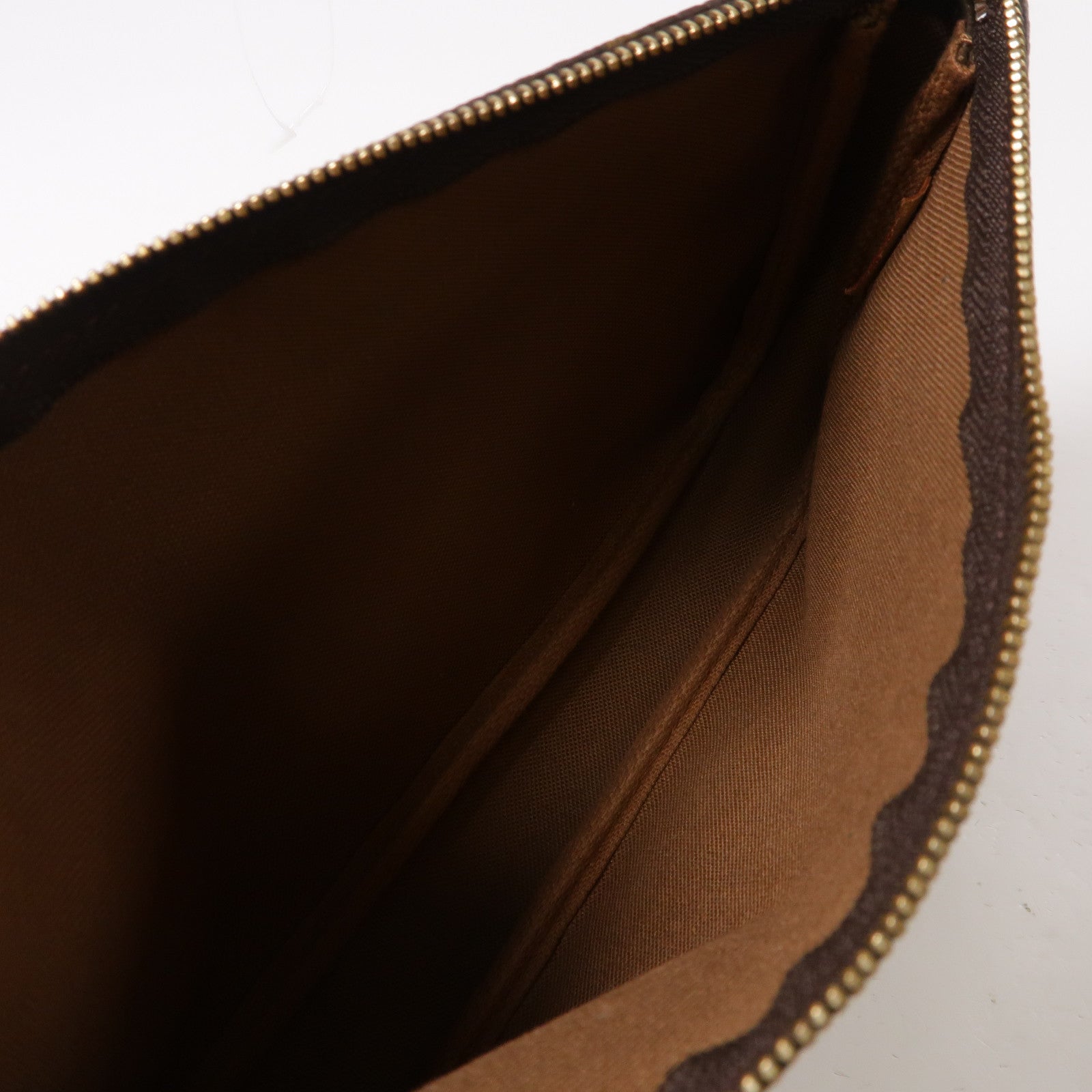 LOUIS VUITTON Monogram Pochette Accessories金扣手拿包啡色·