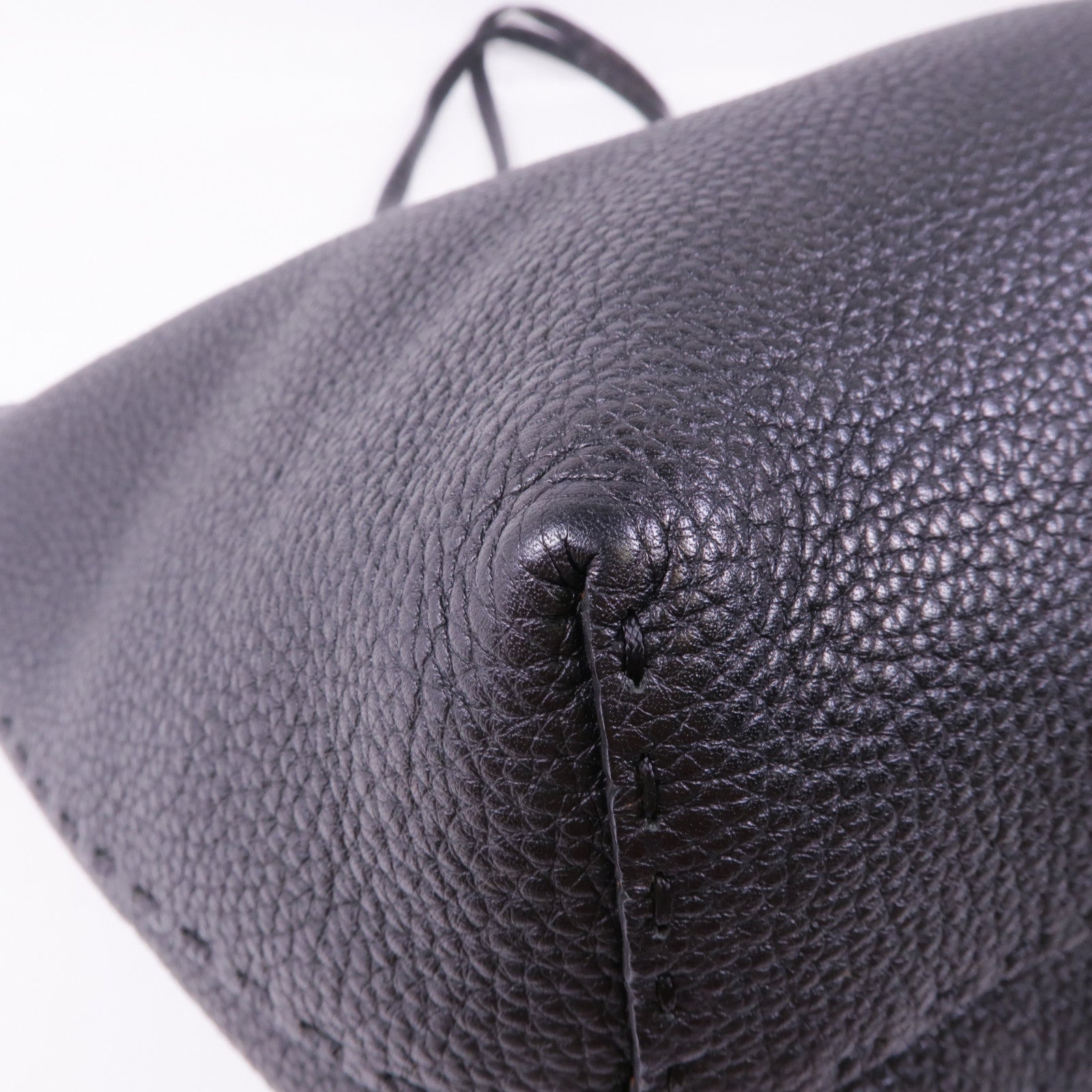 FENDI 牛皮皮革Shoulder Tote銀扣肩背袋/手挽袋