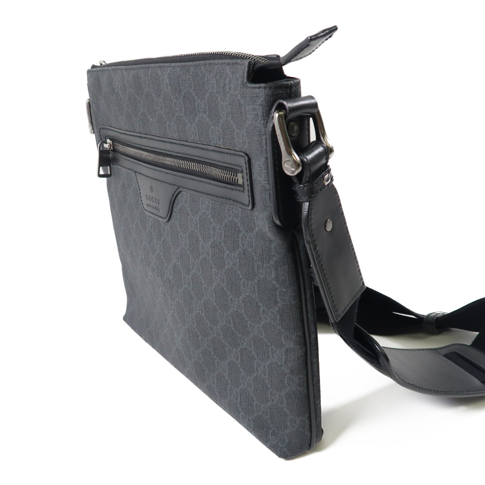 GUCCI 塗層帆布Shoulder Bag銀扣肩背袋黑色