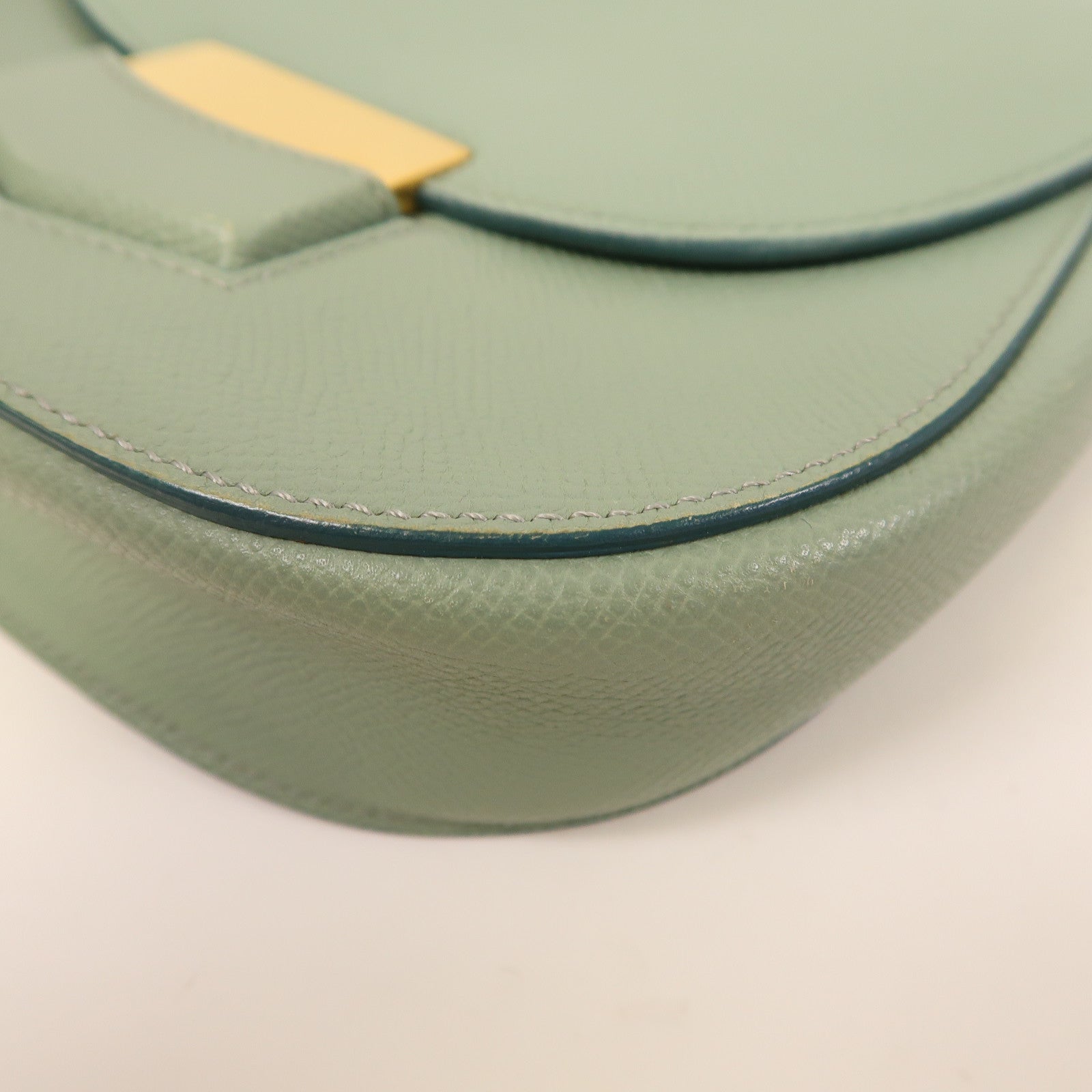 CELINE 牛皮皮革Trotteur金扣肩背袋綠色