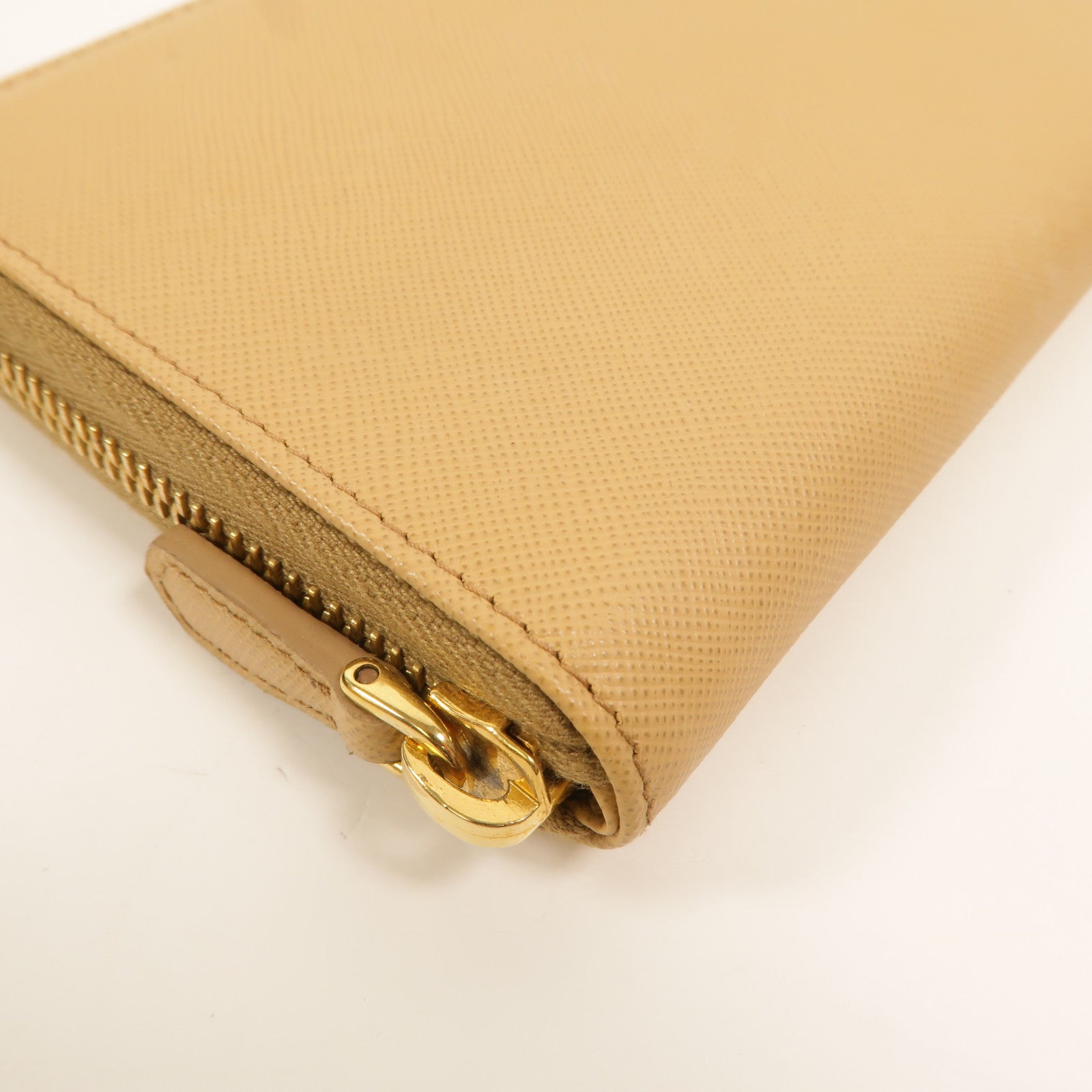 PRADA Saffiano皮革Zipper Long Wallet長錢包