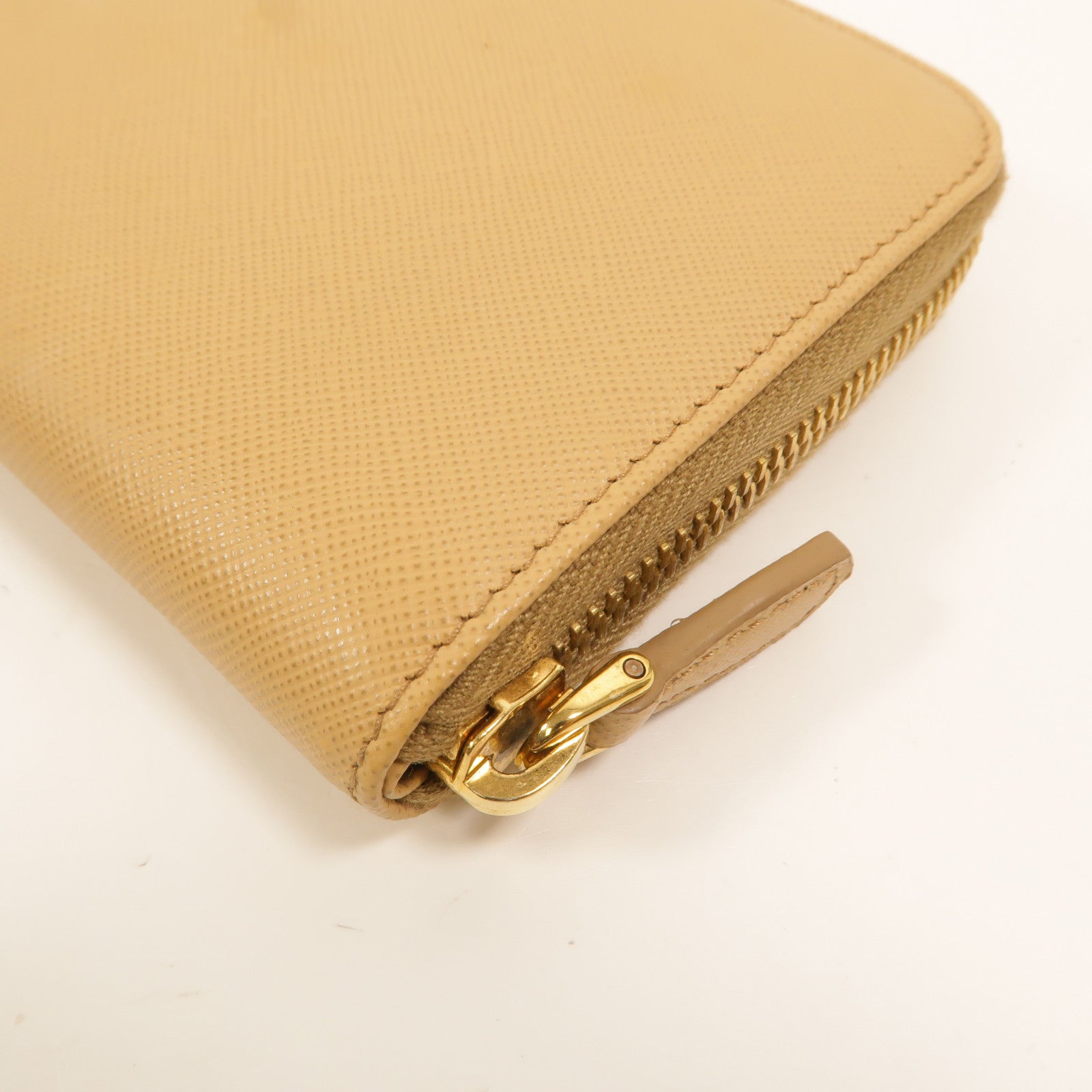 PRADA Saffiano皮革Zipper Long Wallet長錢包