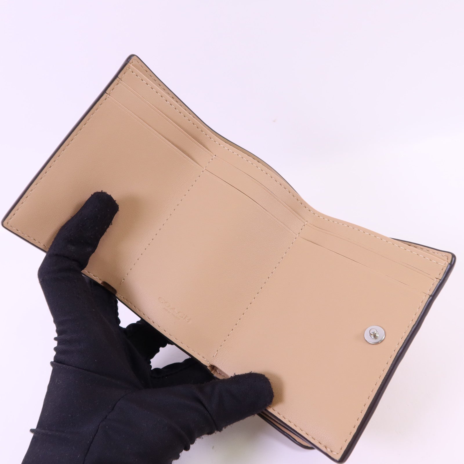 COACH 牛皮皮革Wallet銀扣錢包