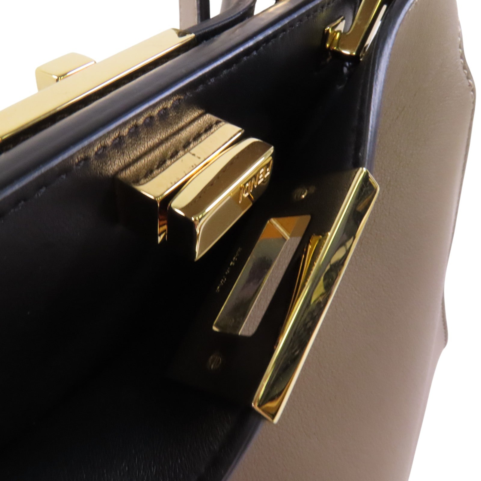 FENDI 牛皮皮革Peekaboo金扣手挽肩背兩用袋