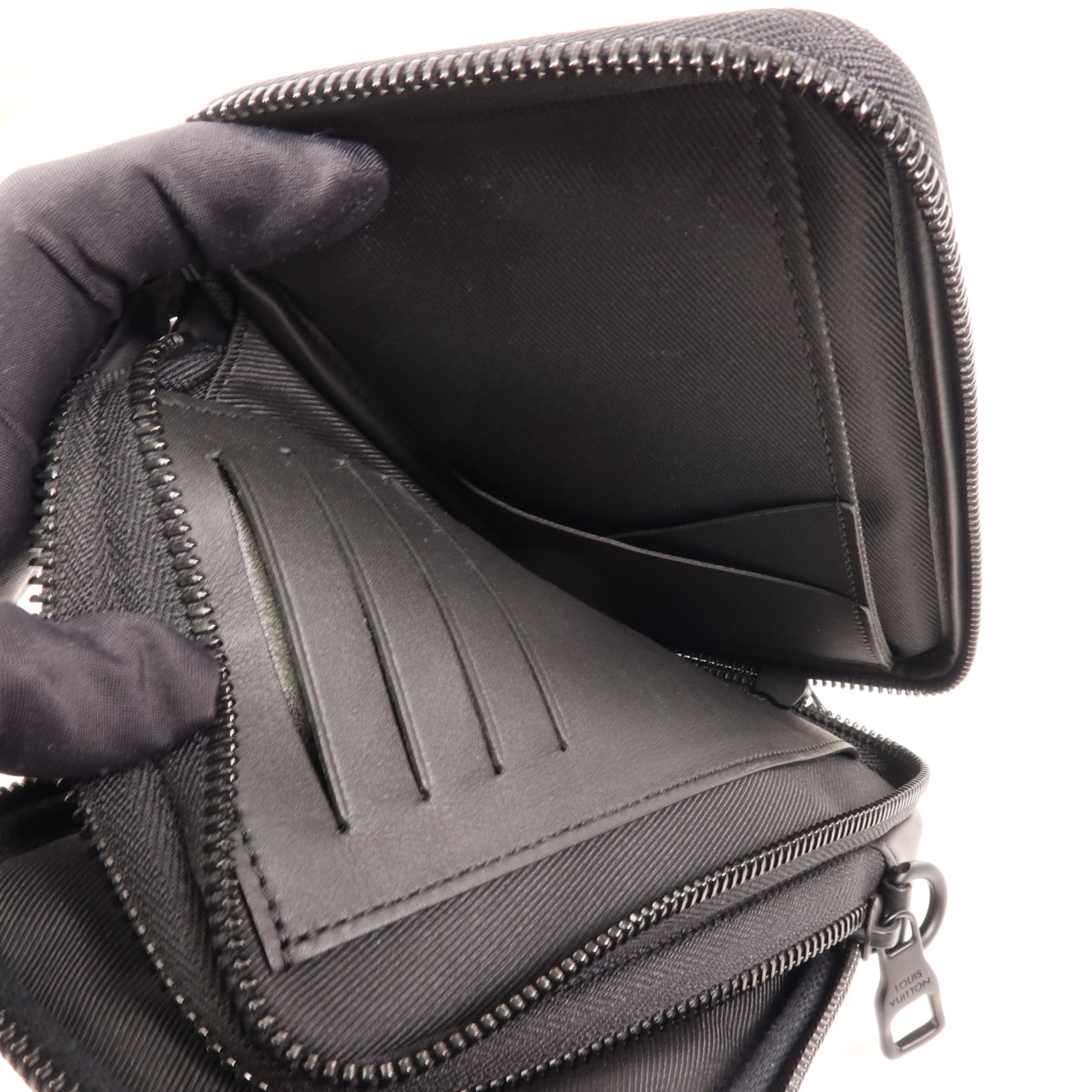 LOUIS VUITTON Damier LV x Nigo Phone Pouch肩背袋