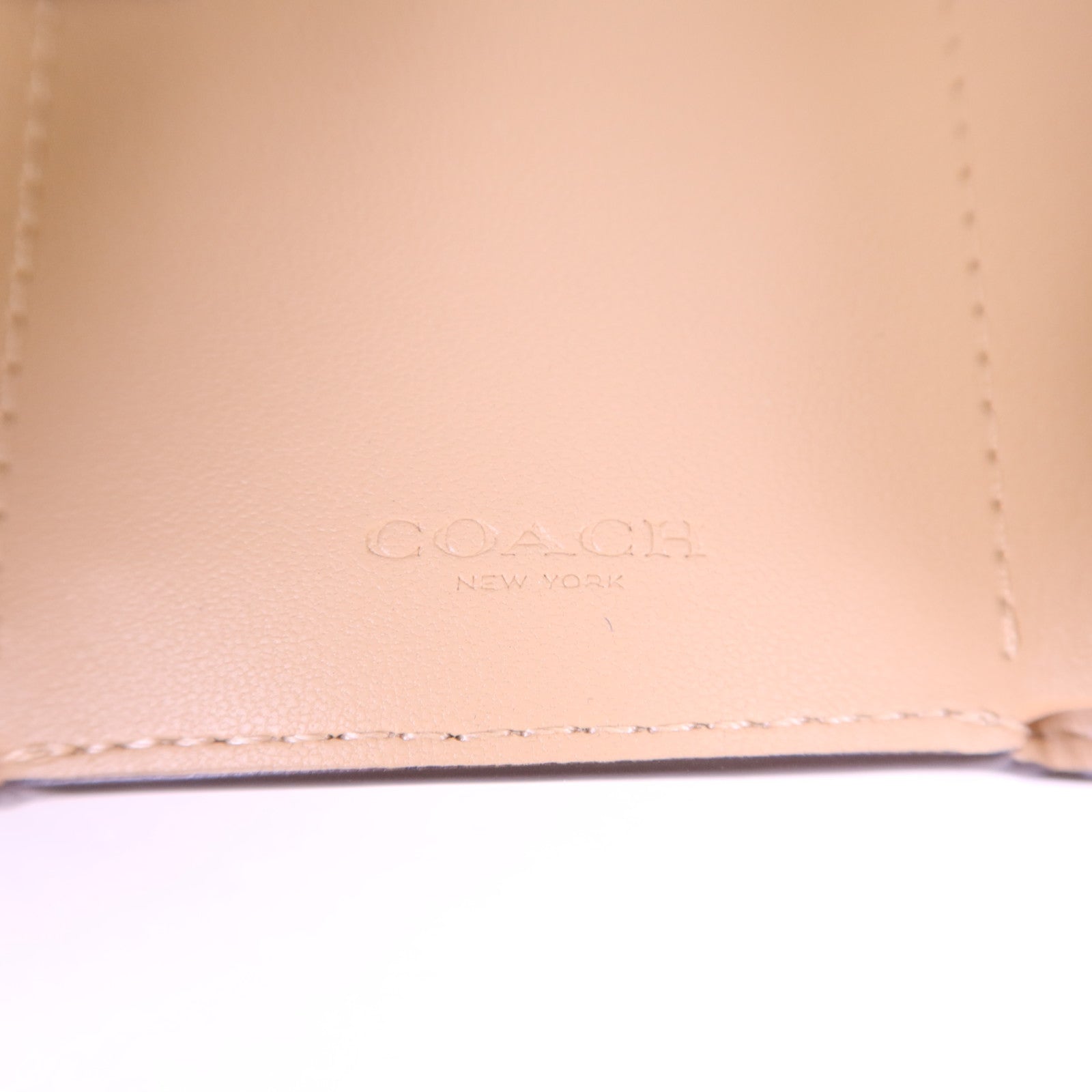 COACH 牛皮皮革Wallet銀扣錢包