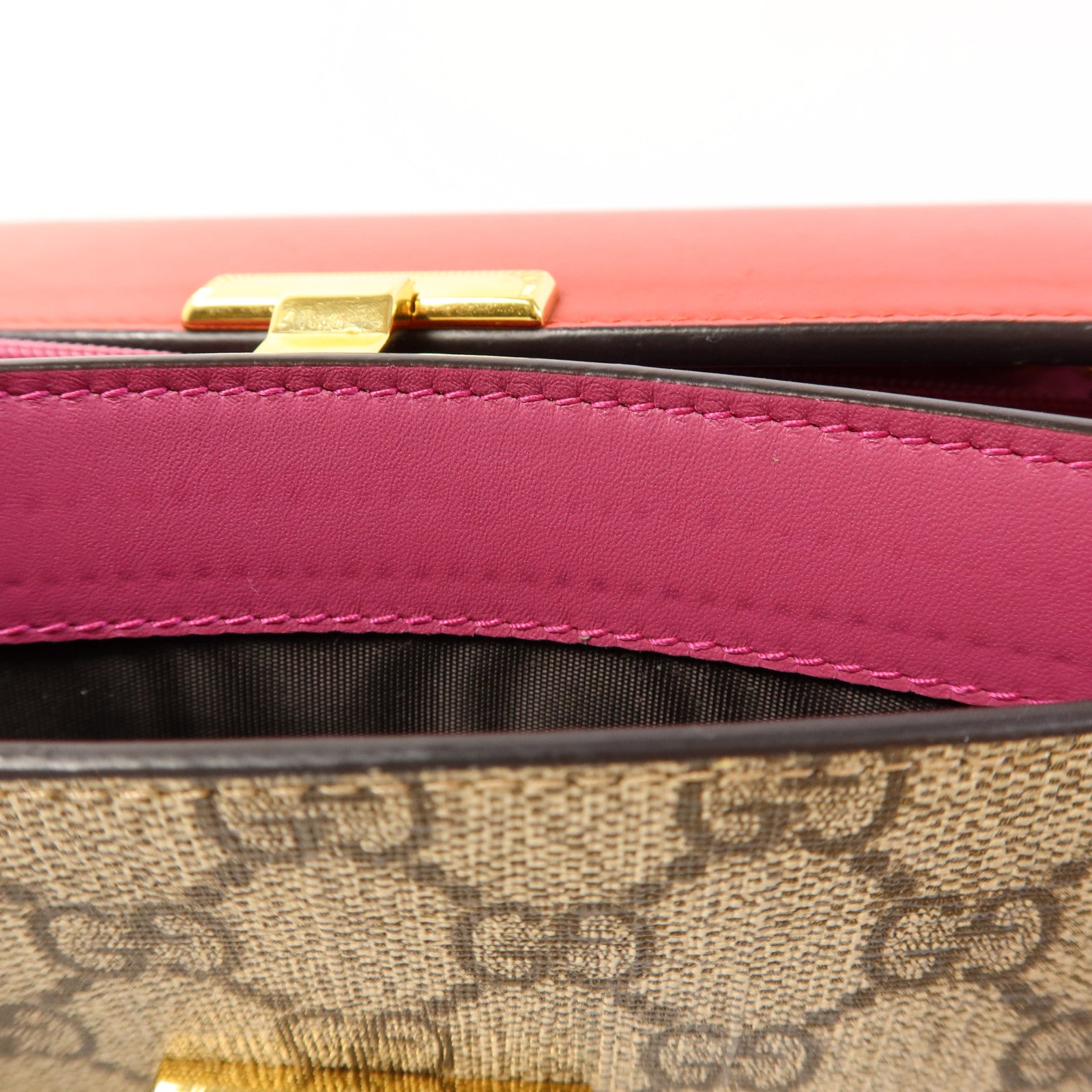 GUCCI 塗層帆布Wallet金扣長錢包