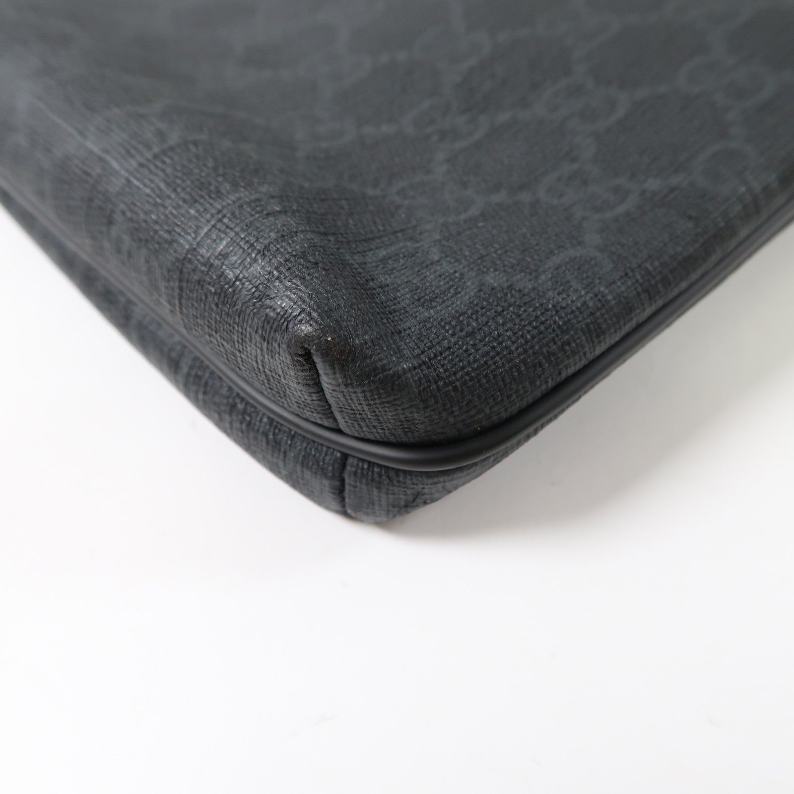 GUCCI 塗層帆布Shoulder Bag銀扣肩背袋黑色