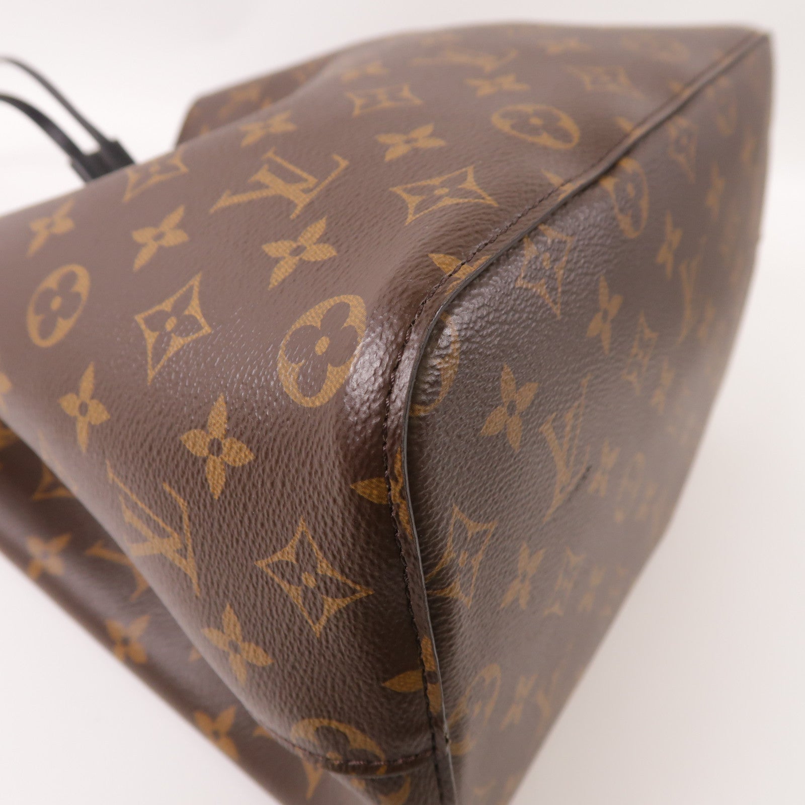 LOUIS VUITTON Monogram Neo Noe MM金扣肩背袋棕色
