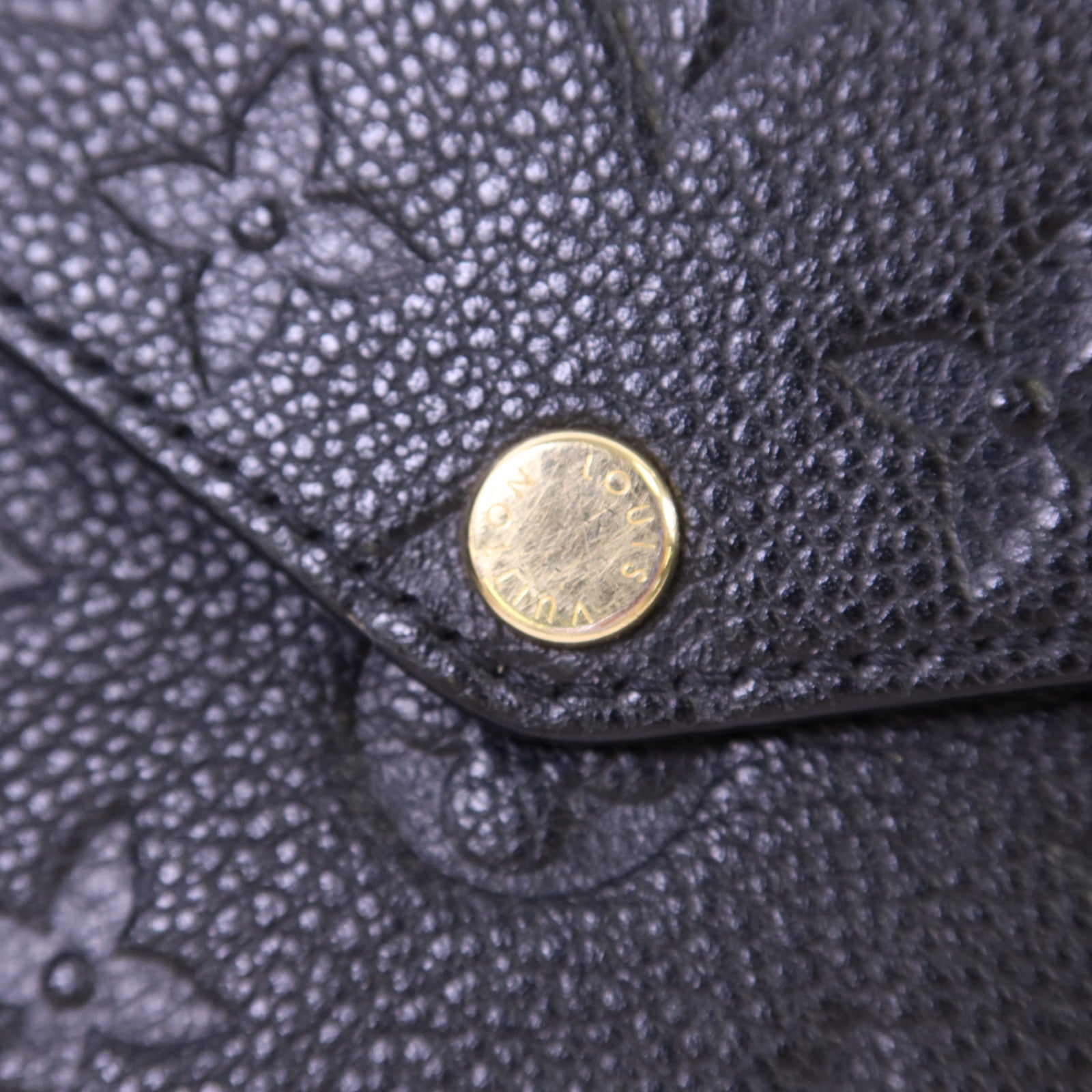 LOUIS VUITTON Monogram Empreinte Felicie Pochette金扣鏈帶肩背袋