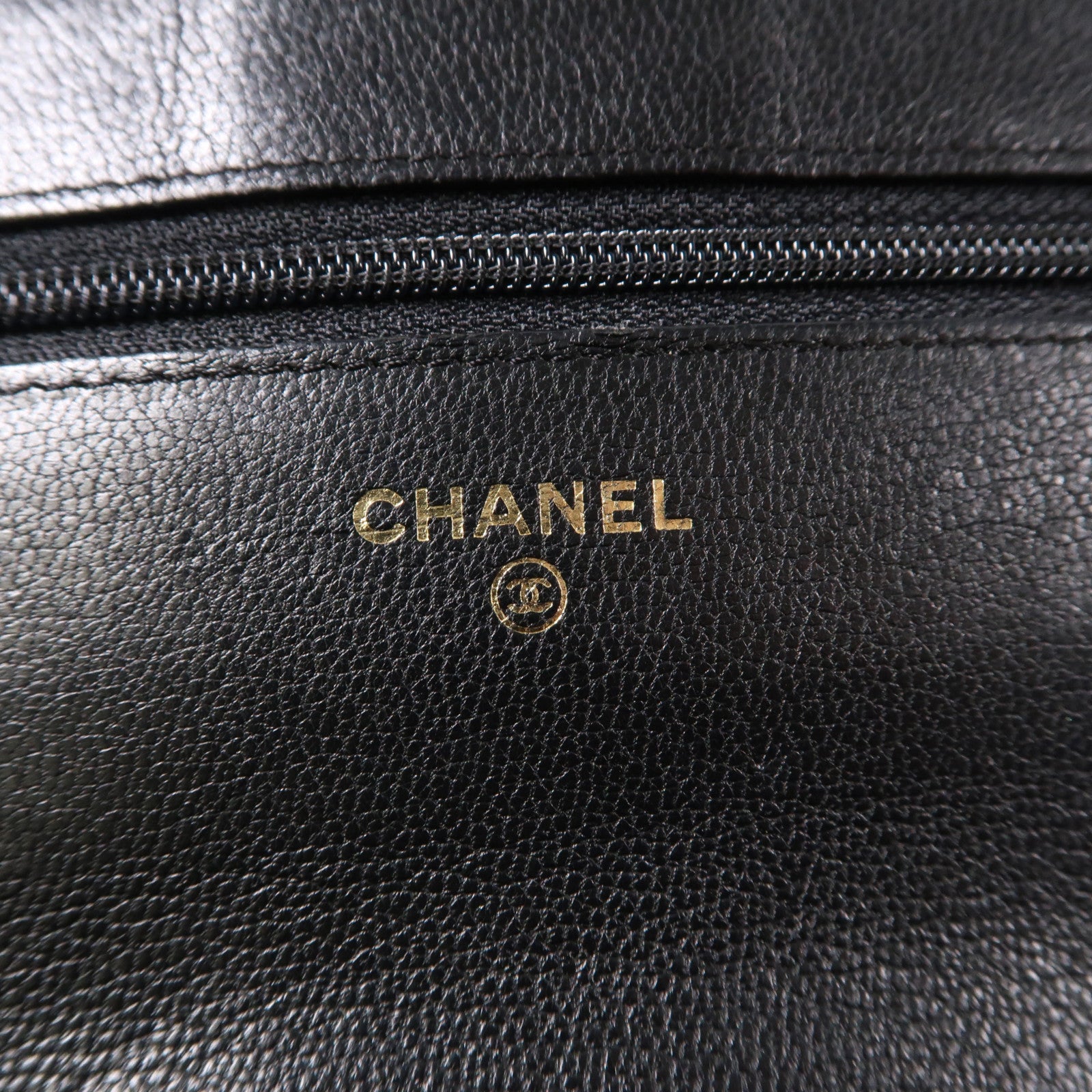 CHANEL 【激減優惠】菱格漆皮皮革Wallet On Chain金扣鏈帶肩背袋黑色