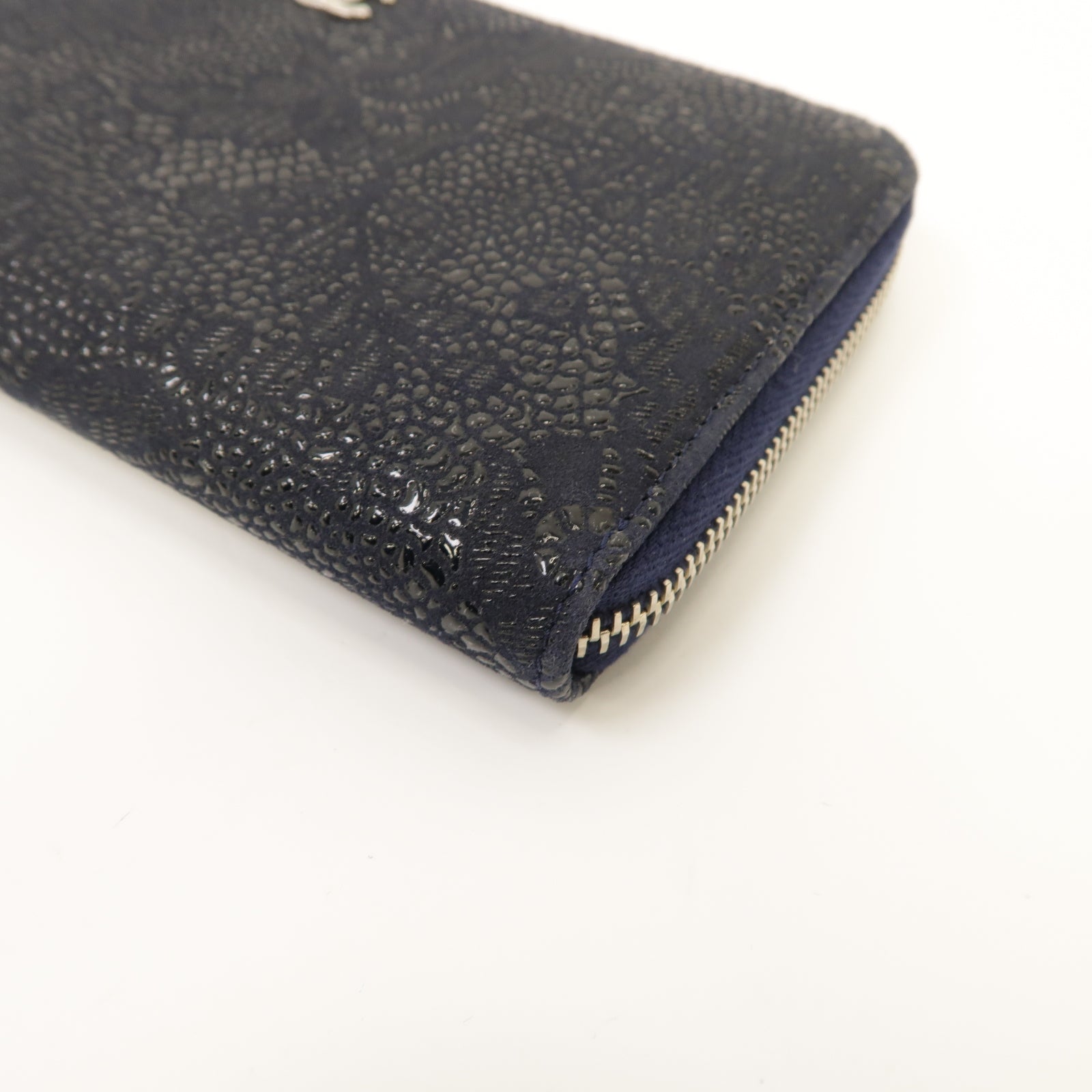 CHANEL 【激減優惠】塗層帆布Zip Wallet銀扣長錢包深藍色