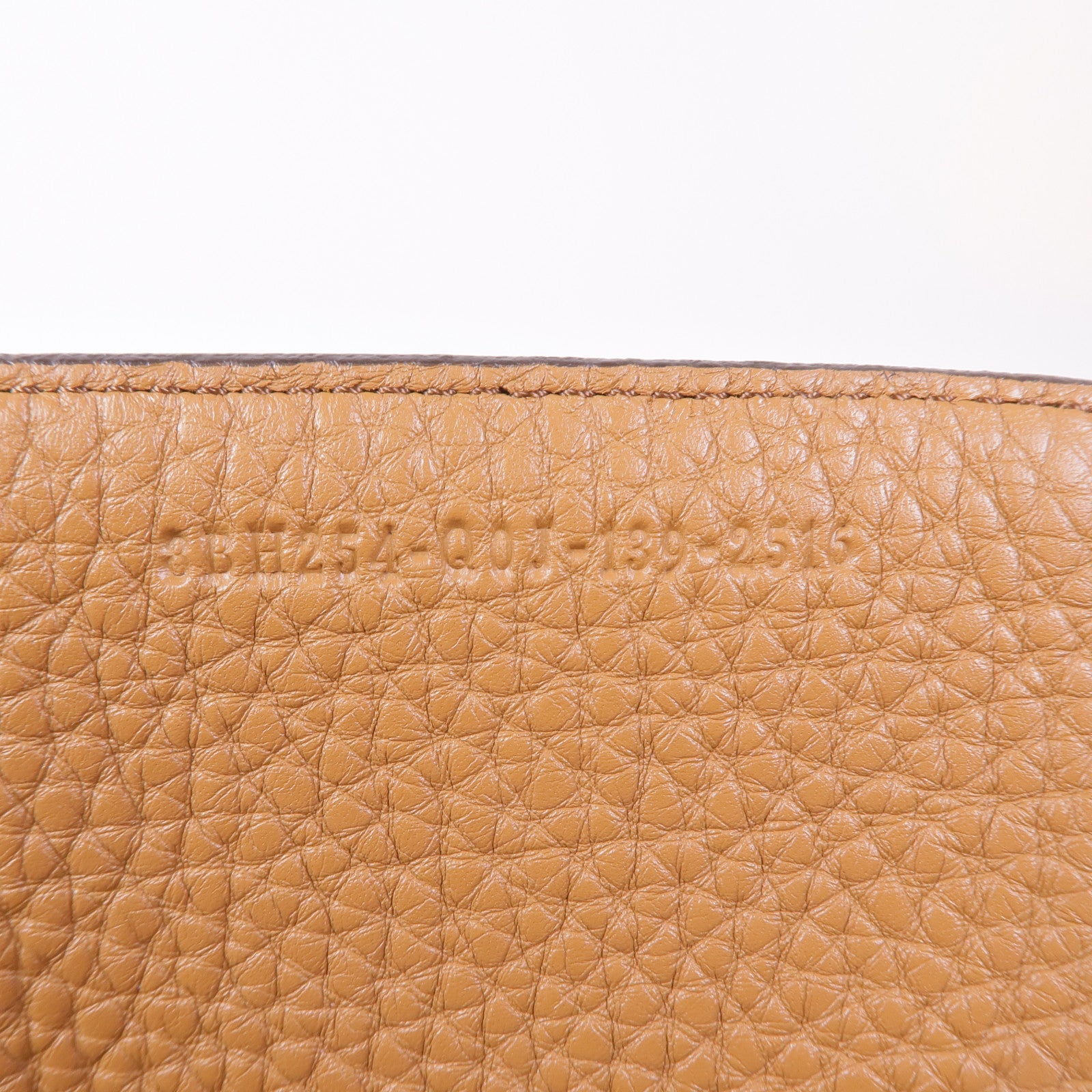 FENDI 牛皮皮革Shoulder Tote銀扣肩背袋/手挽袋