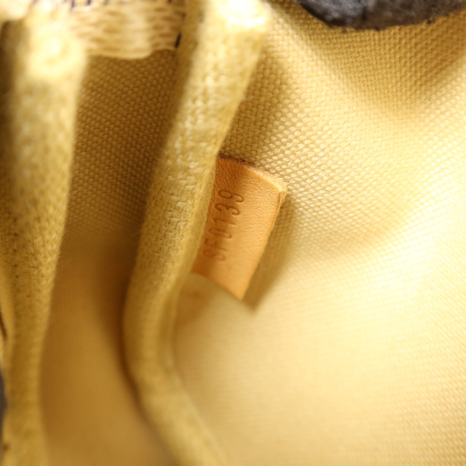 LOUIS VUITTON Damier Azur Mini Pochette Accessoires手挽袋