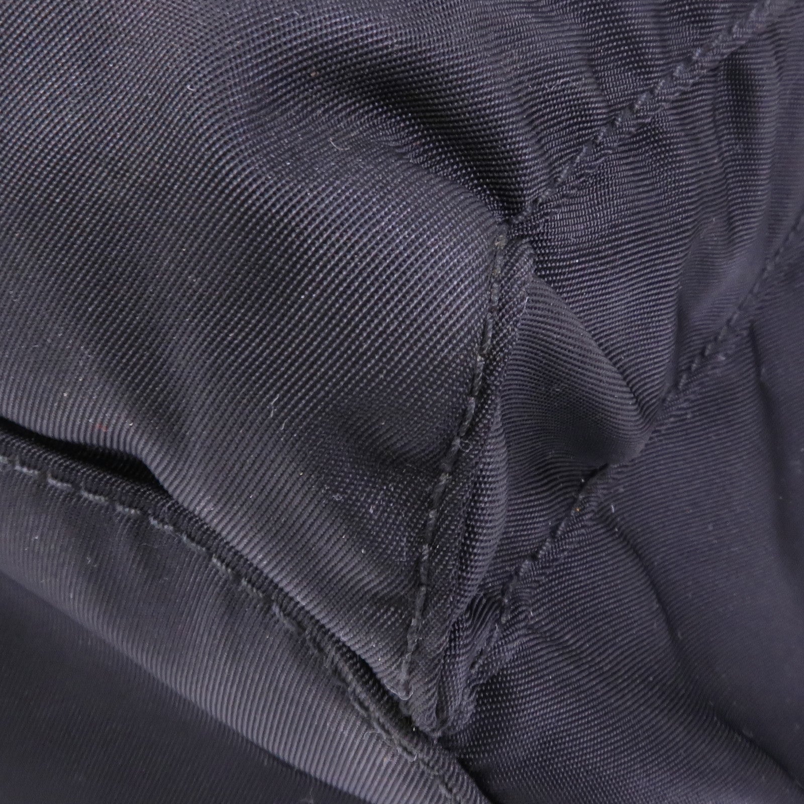 PRADA 尼龍Backpack銀扣背包