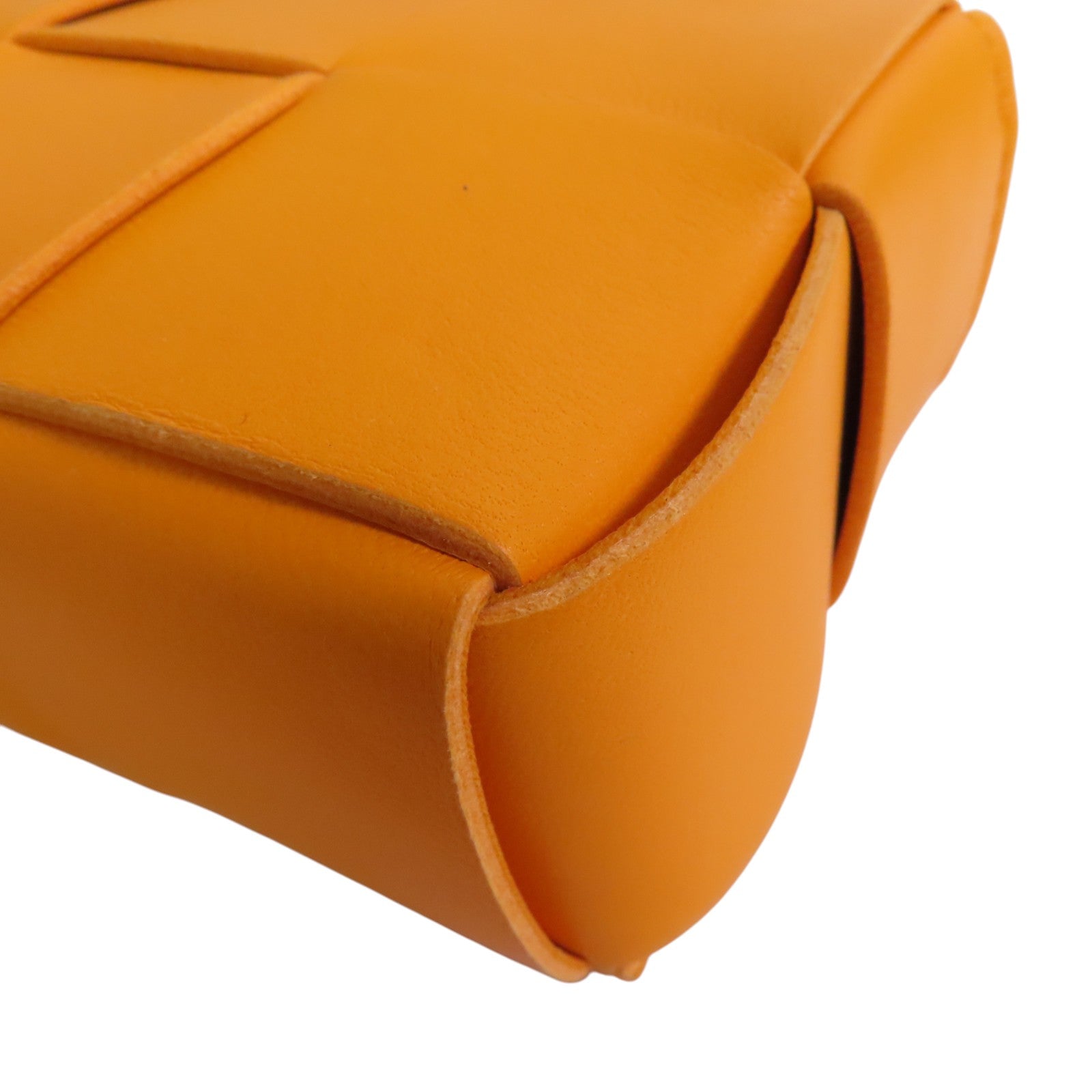 BOTTEGA VENETA 織紋皮革Cassette Mini肩背袋