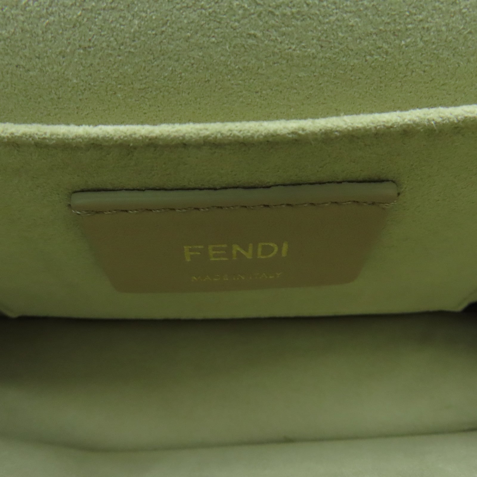 FENDI 【激減優惠】牛皮皮革Chain Shoulder金扣鏈帶肩背袋金色