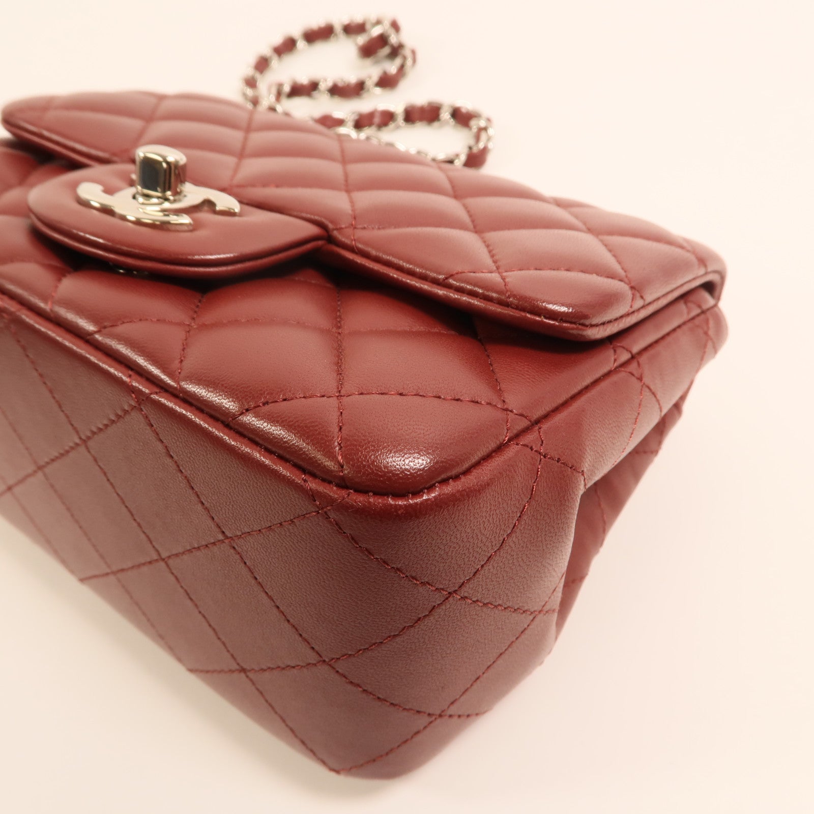 CHANEL 羊皮皮革Mini Classic 17銀扣鏈帶肩背袋