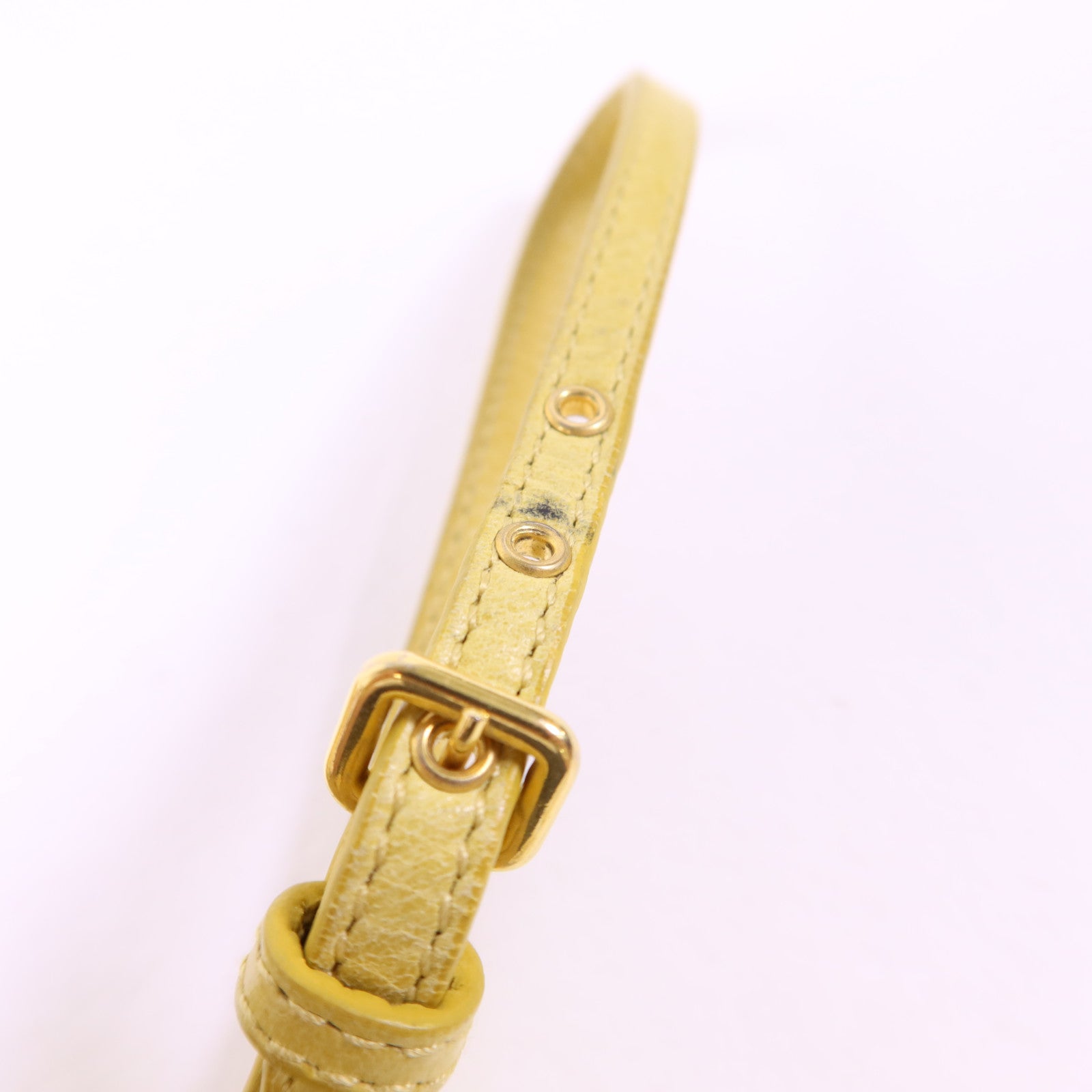 Miu Miu 牛皮皮革Clutch Bag金扣手拿包