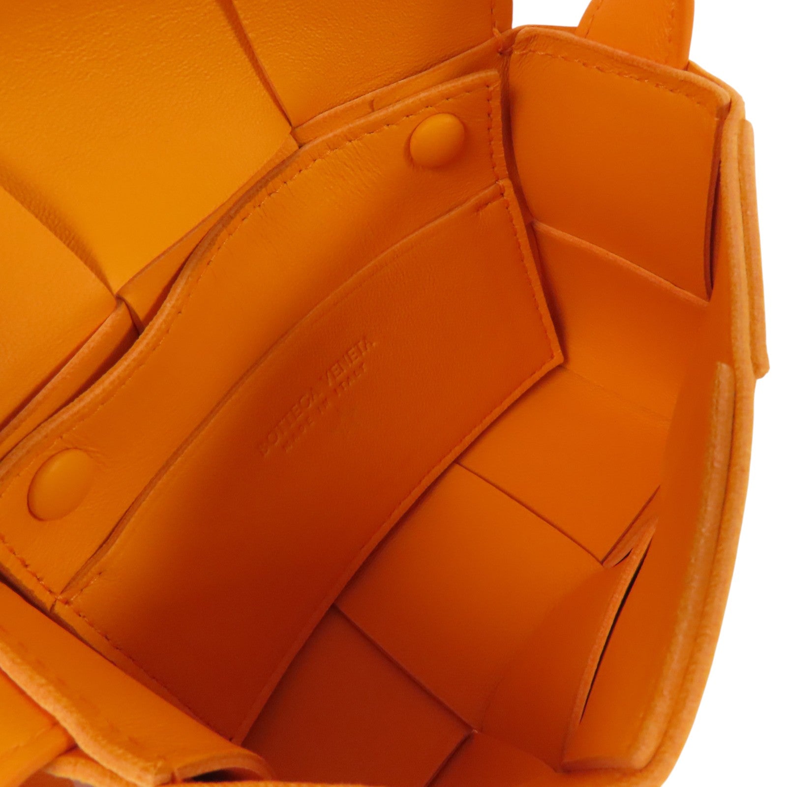 BOTTEGA VENETA 織紋皮革Cassette Mini肩背袋