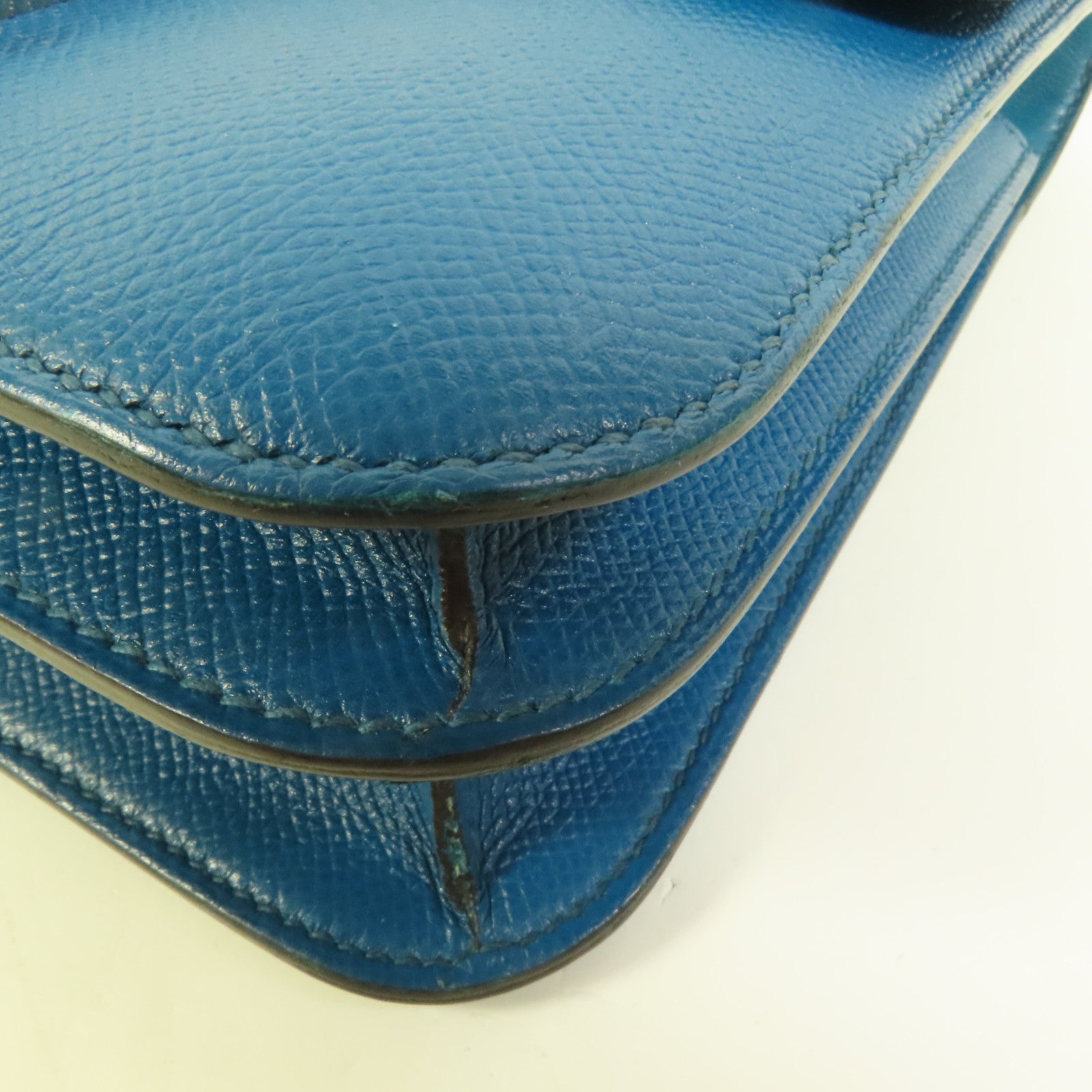 HERMES Epsom皮革Constance 24銀扣肩背袋Bleu Izmir